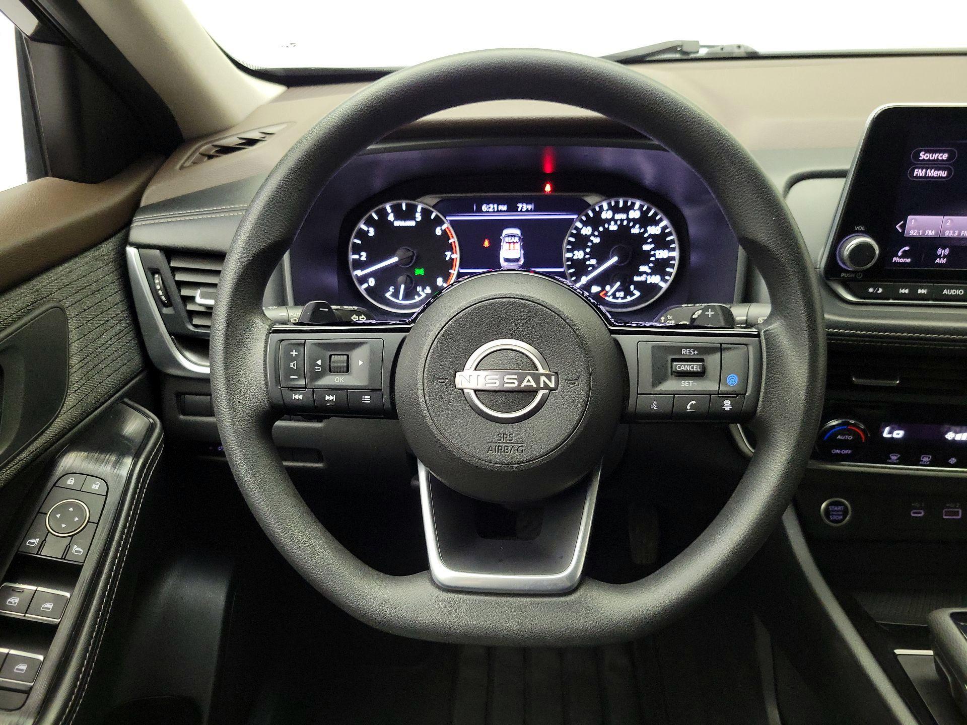 Thumbnail: 2023 Nissan Rogue - 10