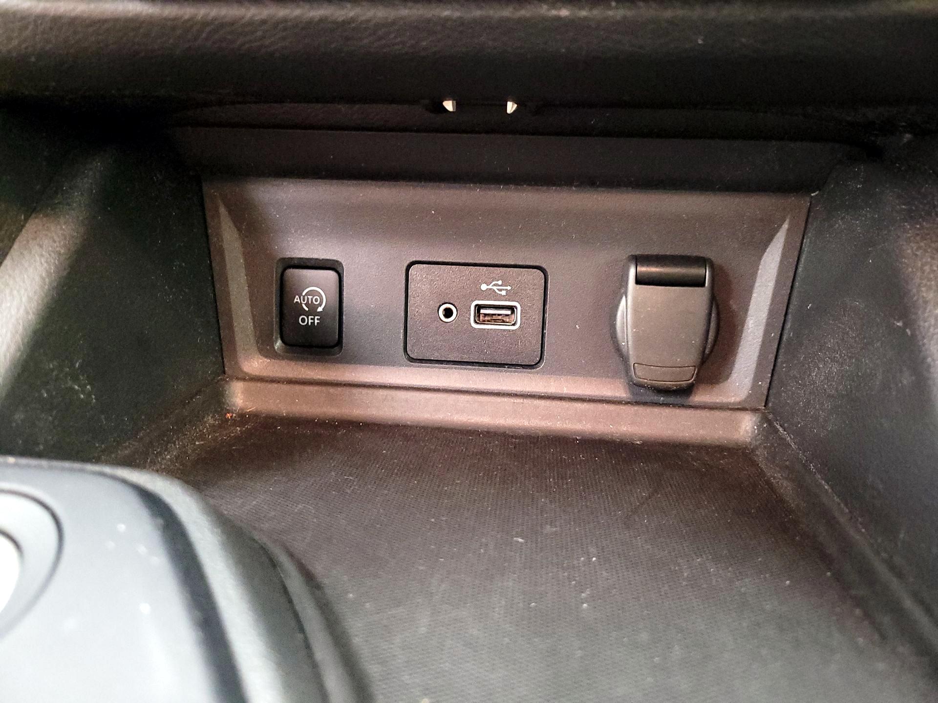 Thumbnail: 2024 Nissan Sentra - 18