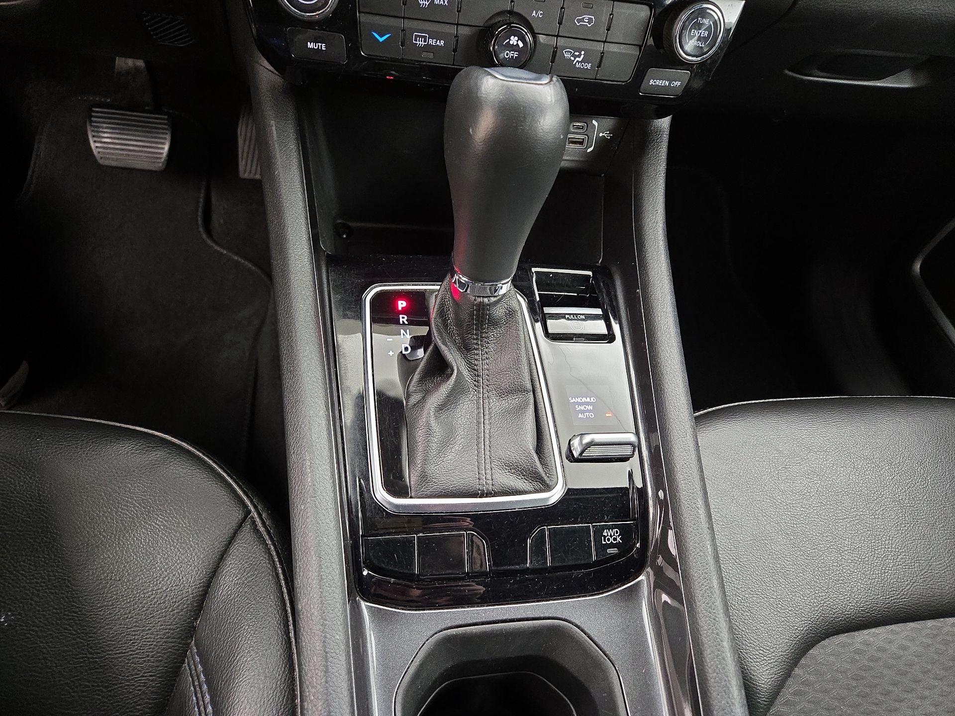 Thumbnail: 2023 Jeep Compass - 17