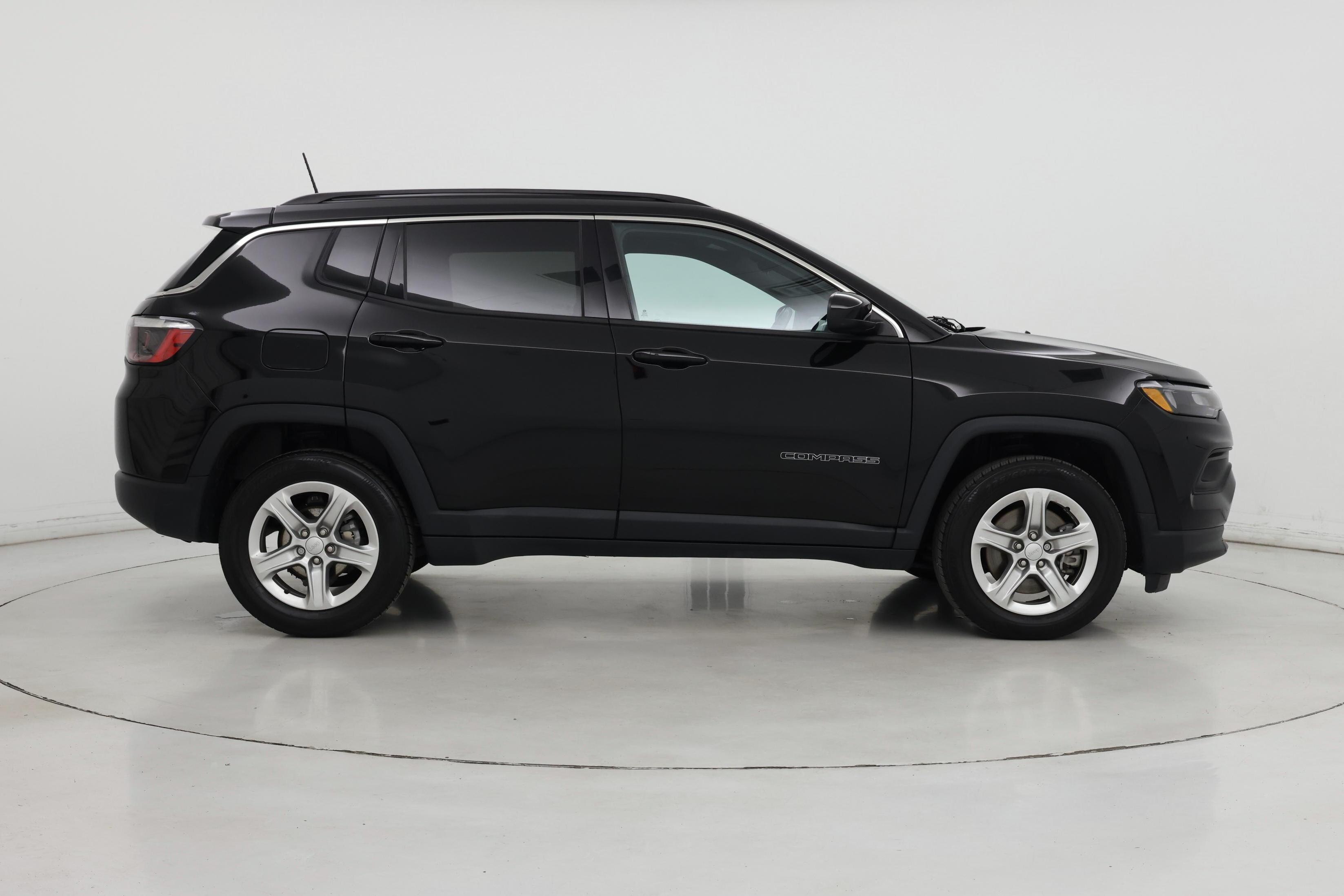 Thumbnail: 2023 Jeep Compass - 7