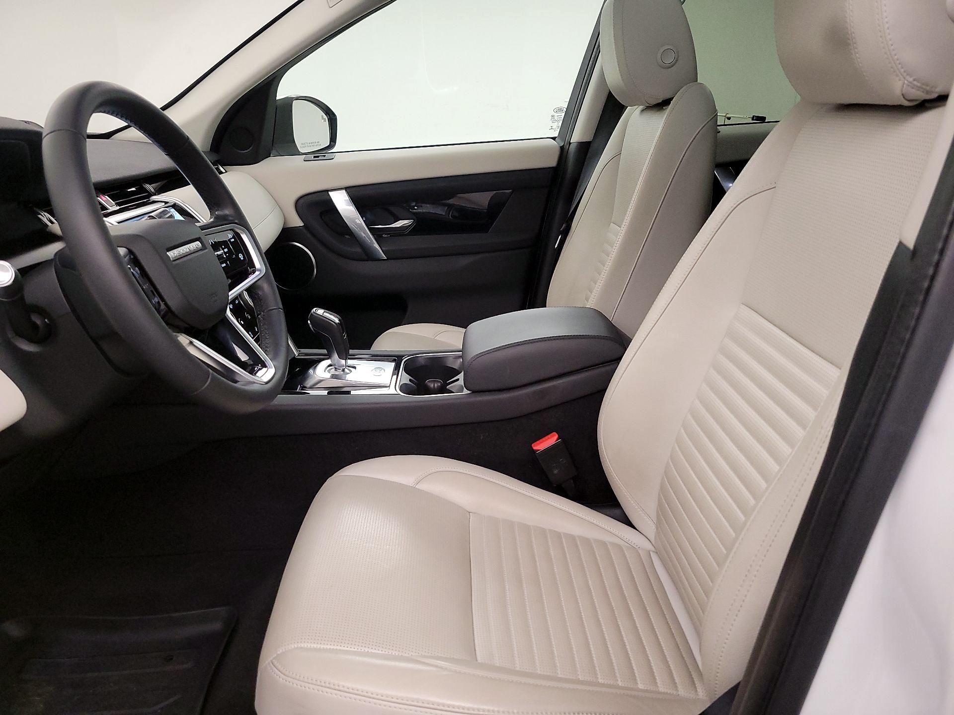 Thumbnail: 2021 Land Rover Discovery Sport - 11