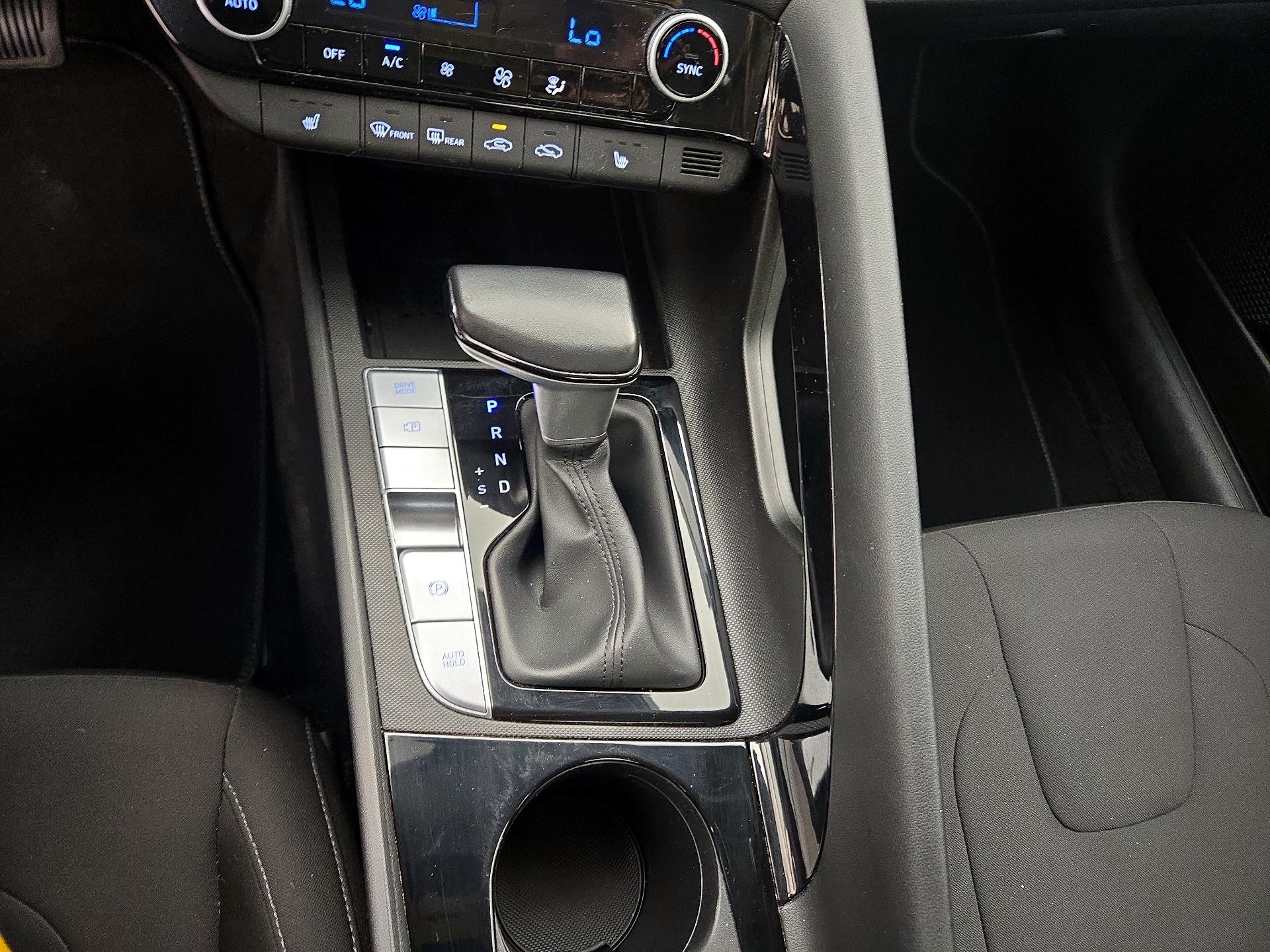 Thumbnail: 2023 Hyundai Elantra - 18