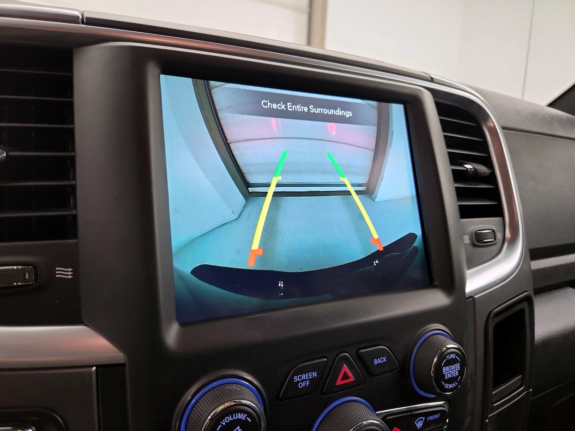 Thumbnail: 2021 RAM 1500 Classic - 14