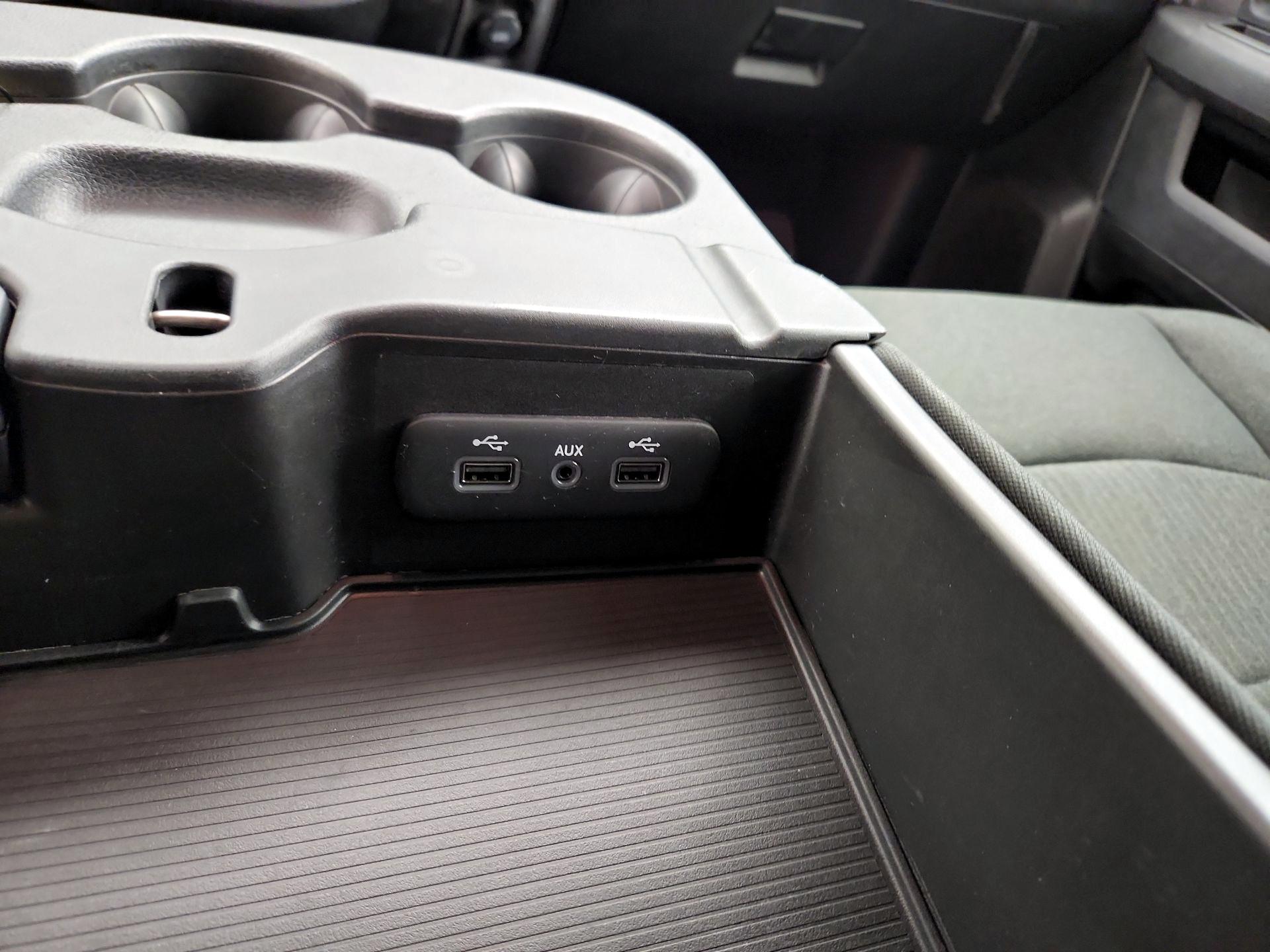 Thumbnail: 2021 RAM 1500 Classic - 18