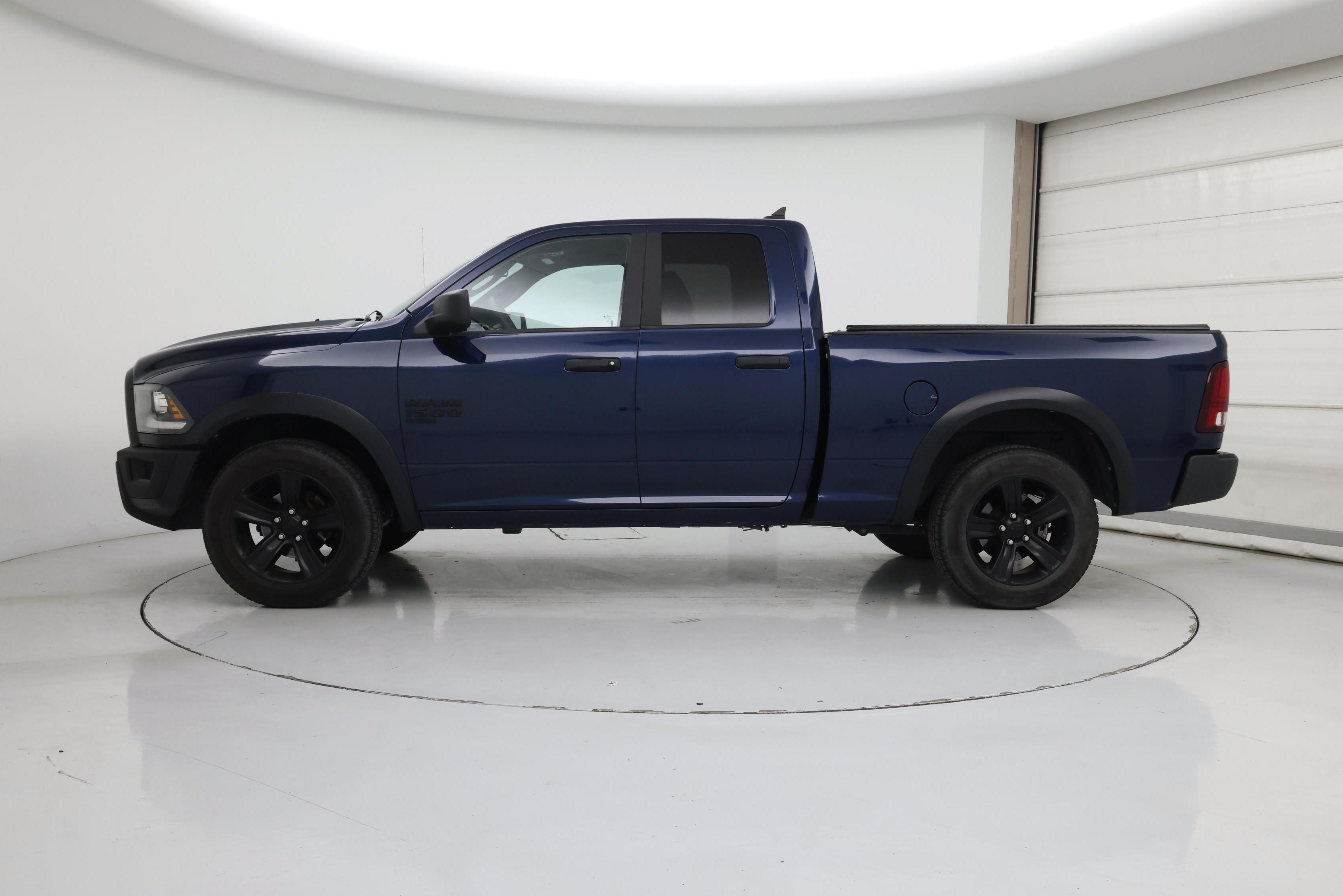 Thumbnail: 2021 RAM 1500 Classic - 3