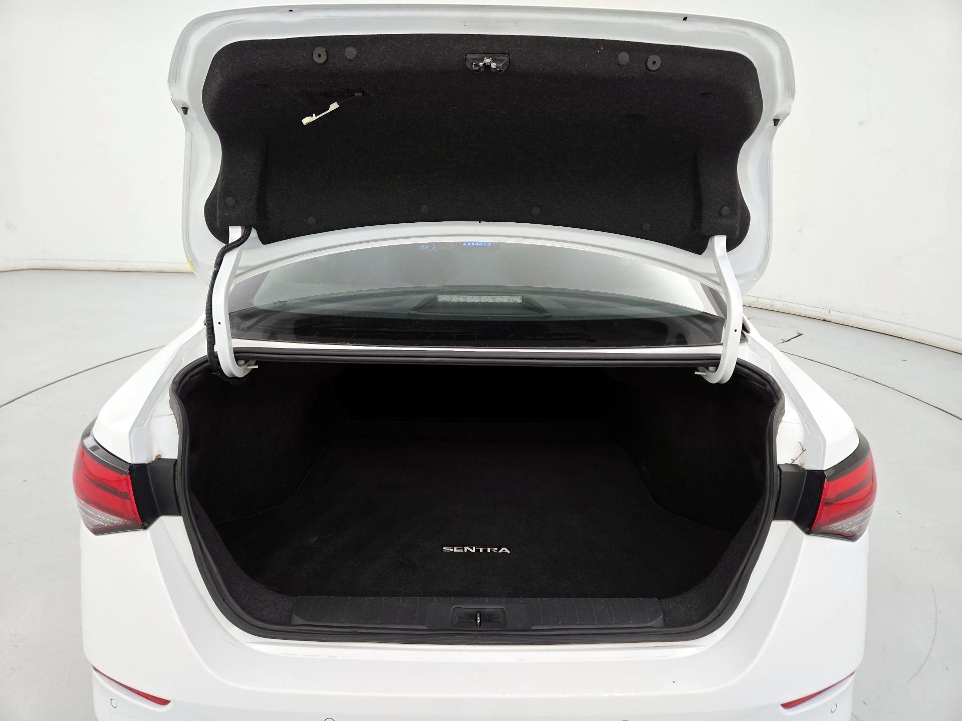 Thumbnail: 2024 Nissan Sentra - 20