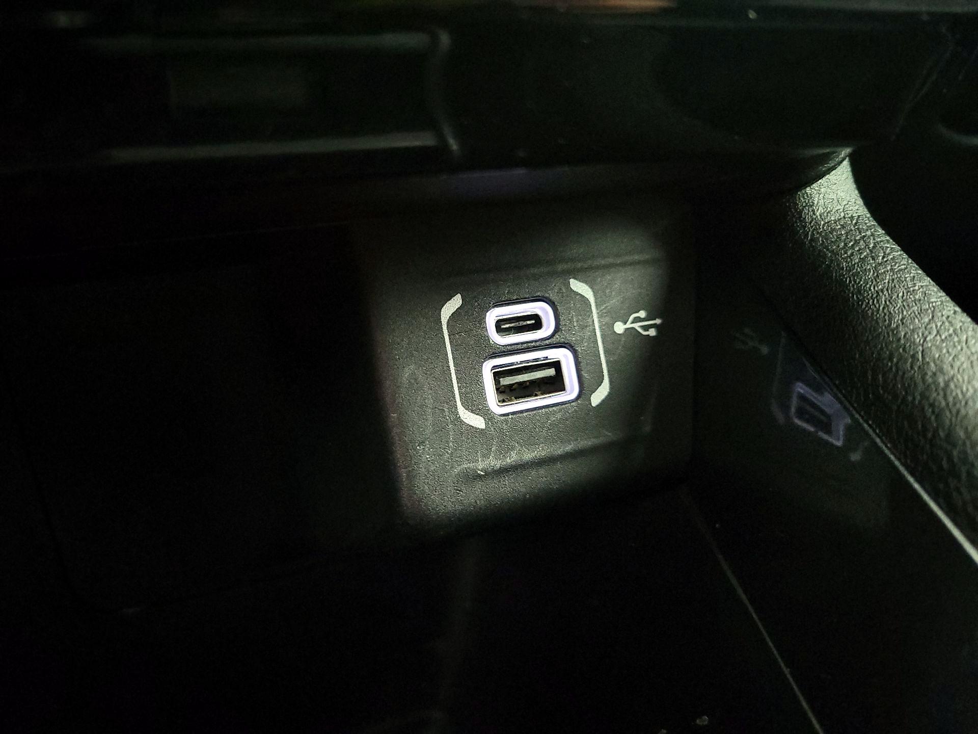 Thumbnail: 2022 Jeep Compass - 18