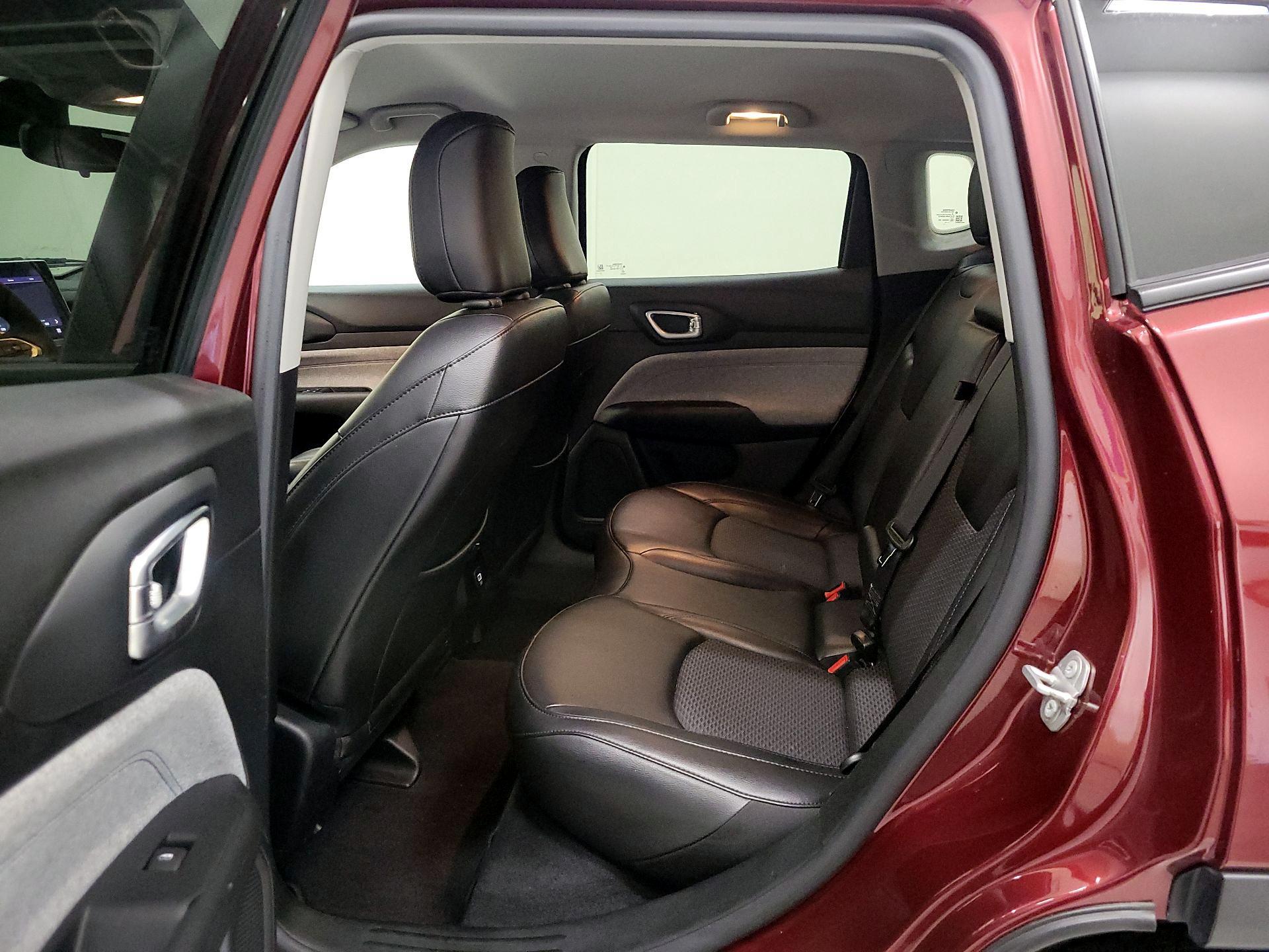 Thumbnail: 2022 Jeep Compass - 19