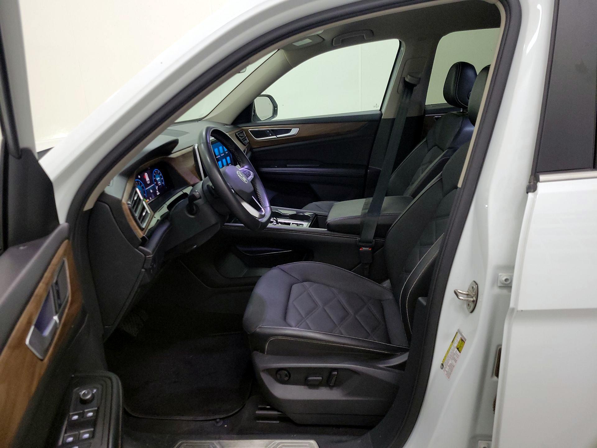 Thumbnail: 2024 Volkswagen Atlas - 9