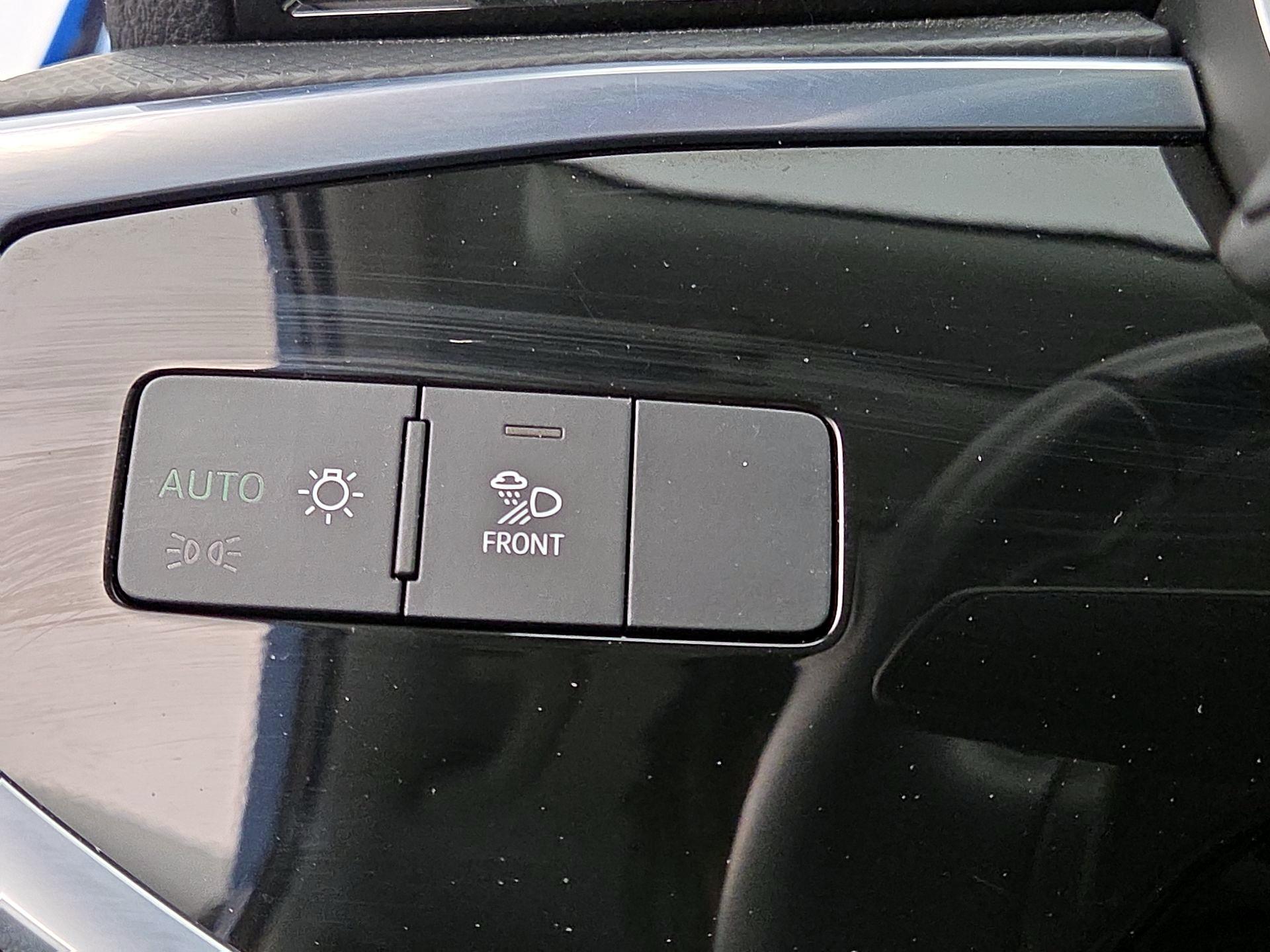 Thumbnail: 2023 Audi Q3 - 14