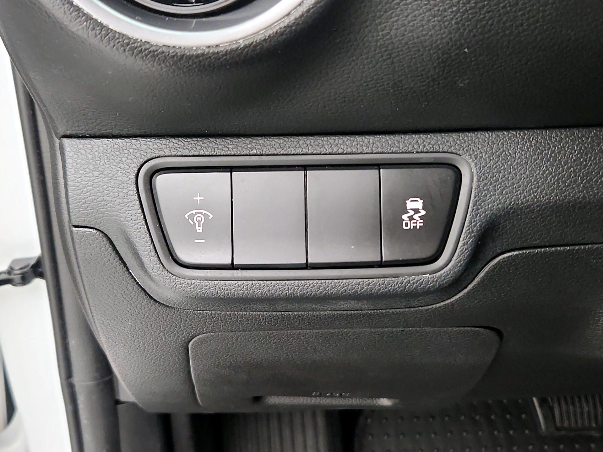 Thumbnail: 2024 Kia Forte - 13