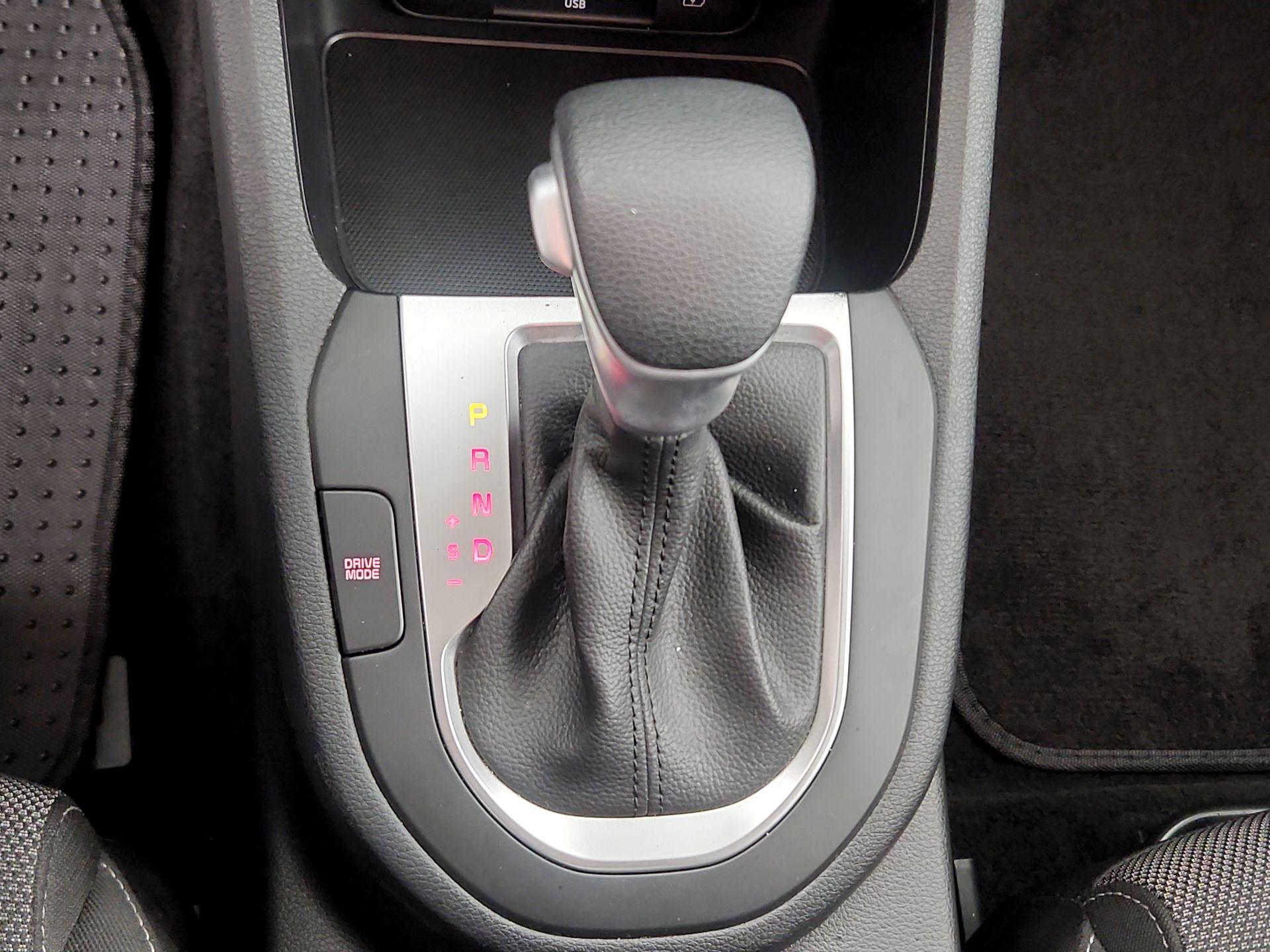 Thumbnail: 2024 Kia Forte - 17