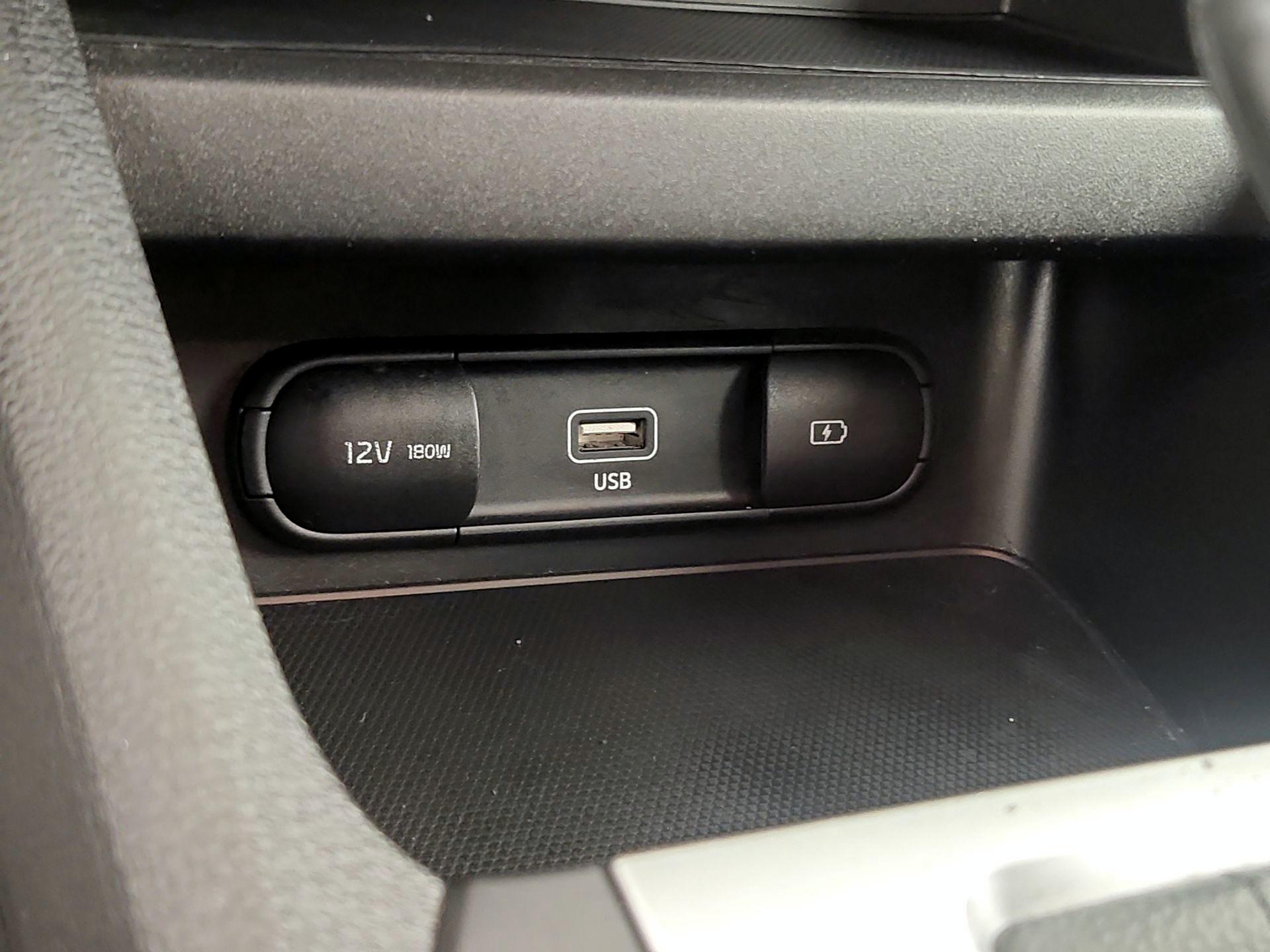 Thumbnail: 2024 Kia Forte - 18