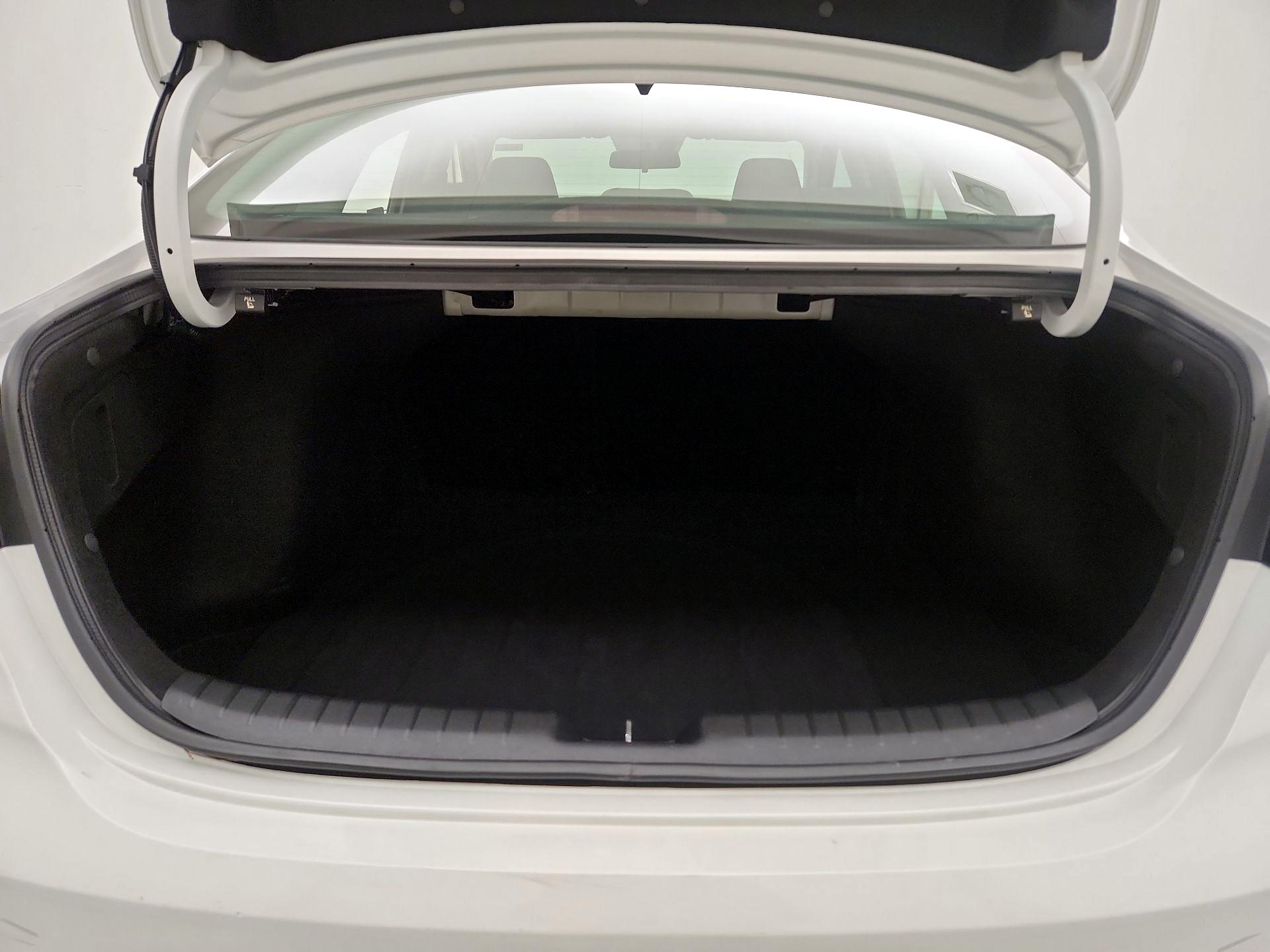 Thumbnail: 2024 Kia Forte - 20