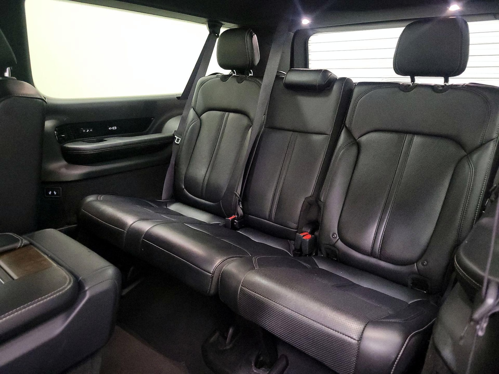 2024 Jeep Grand Wagoneer L Series I - Photo 23