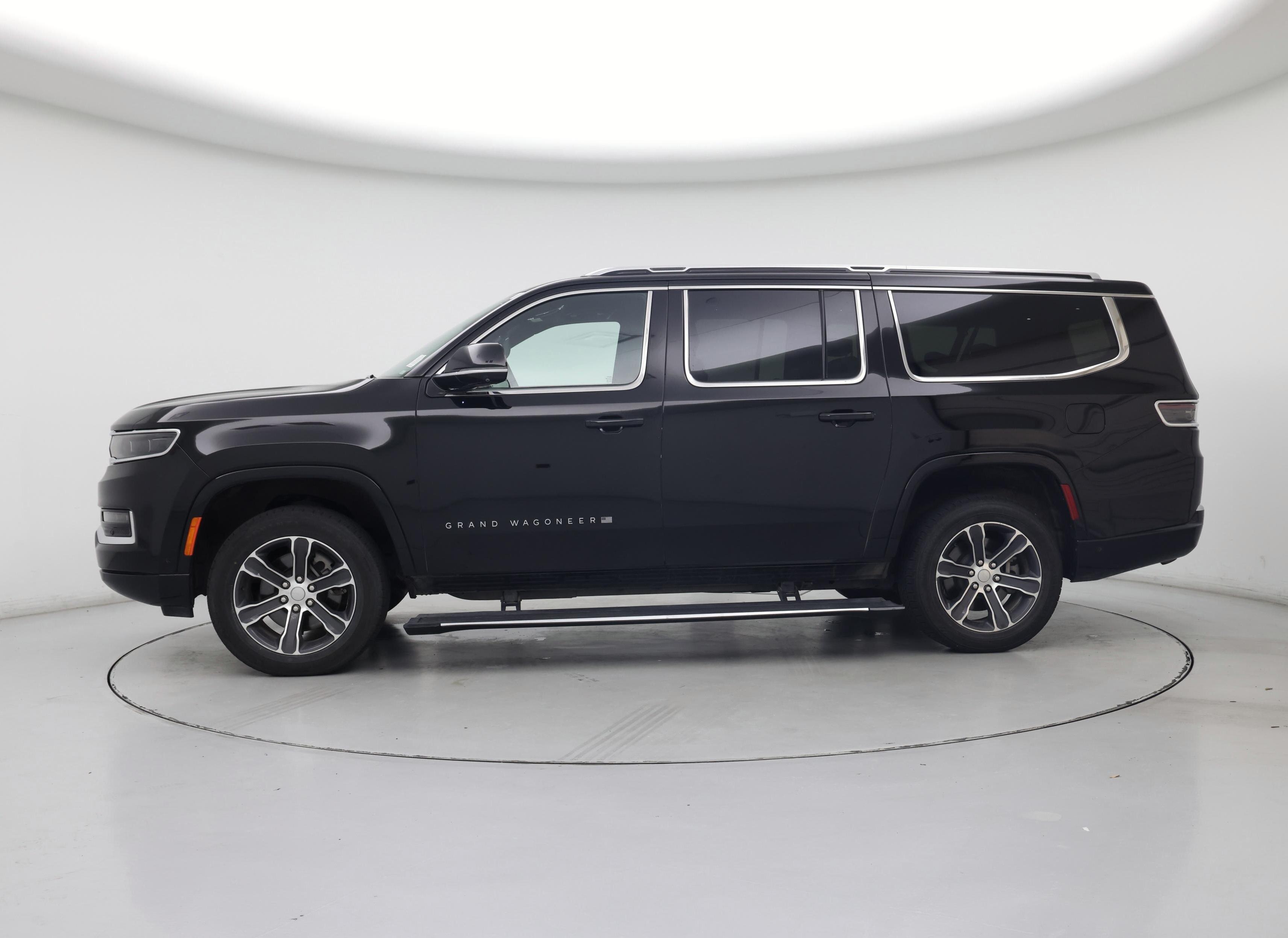 Thumbnail: 2024 Jeep Grand Wagoneer L - 3