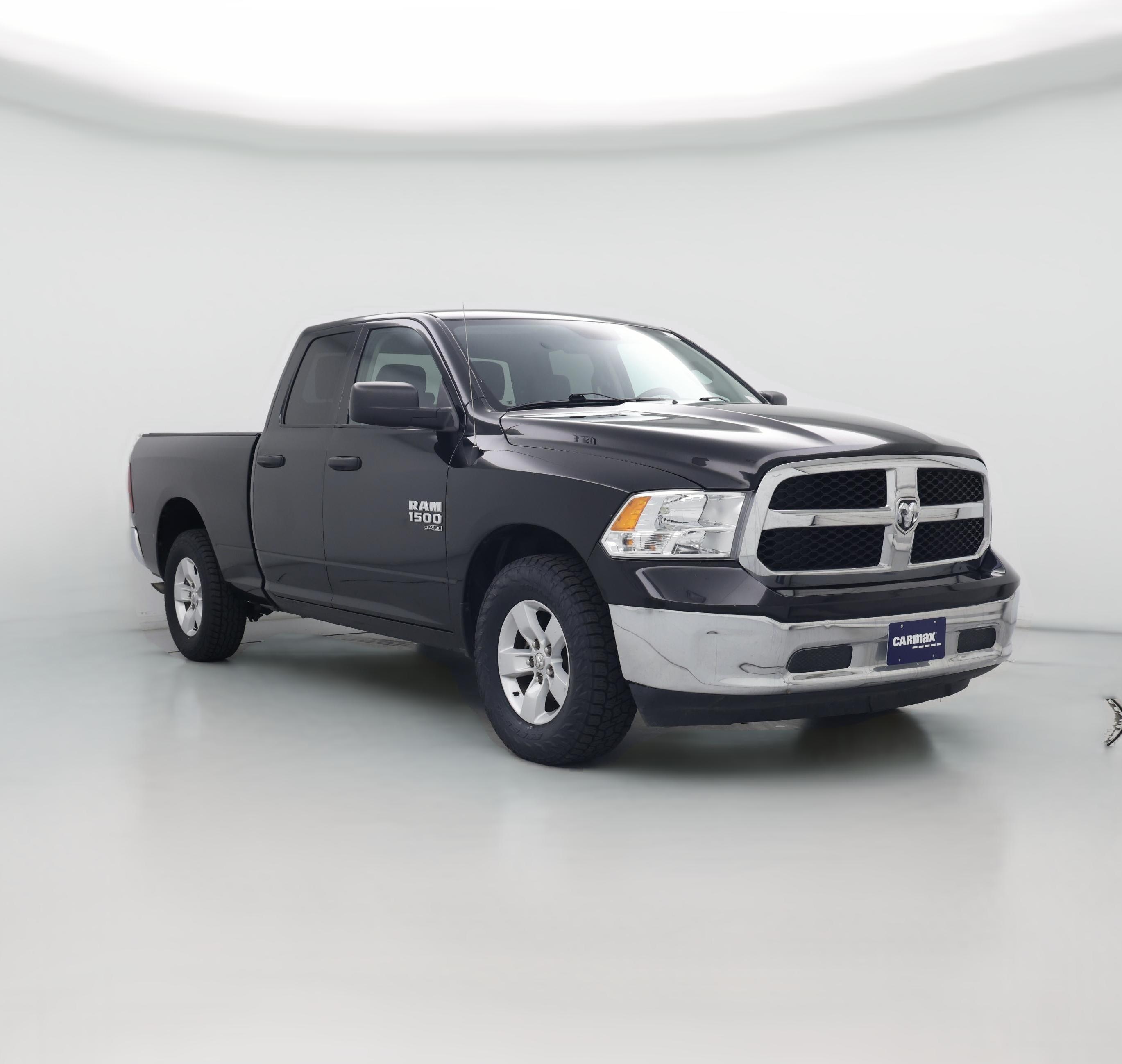 Thumbnail: 2024 RAM 1500 Classic - 1