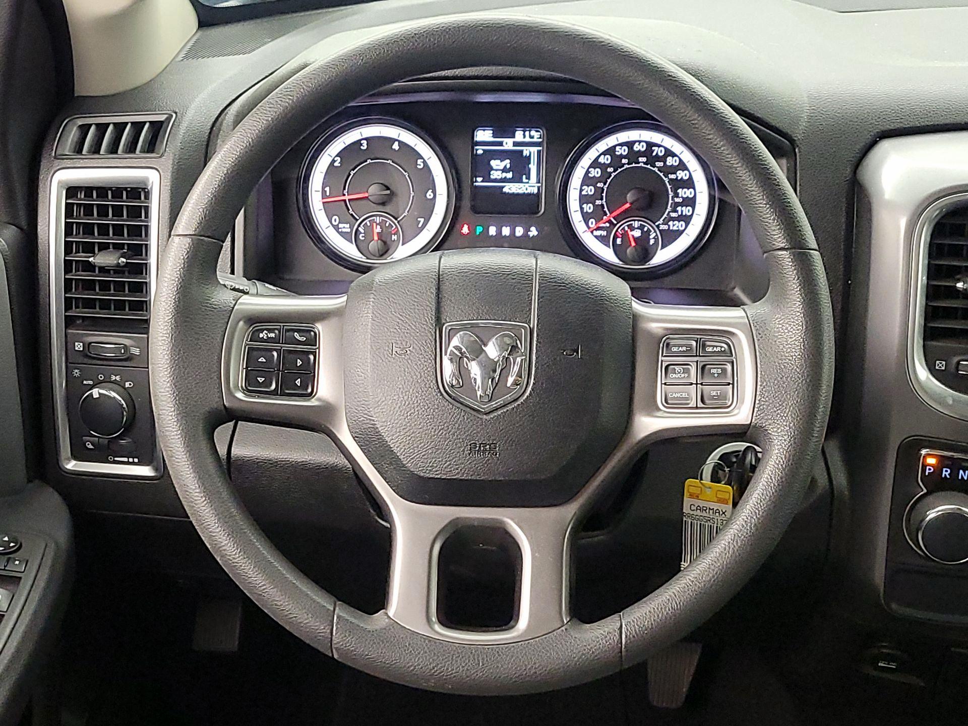 Thumbnail: 2024 RAM 1500 Classic - 10