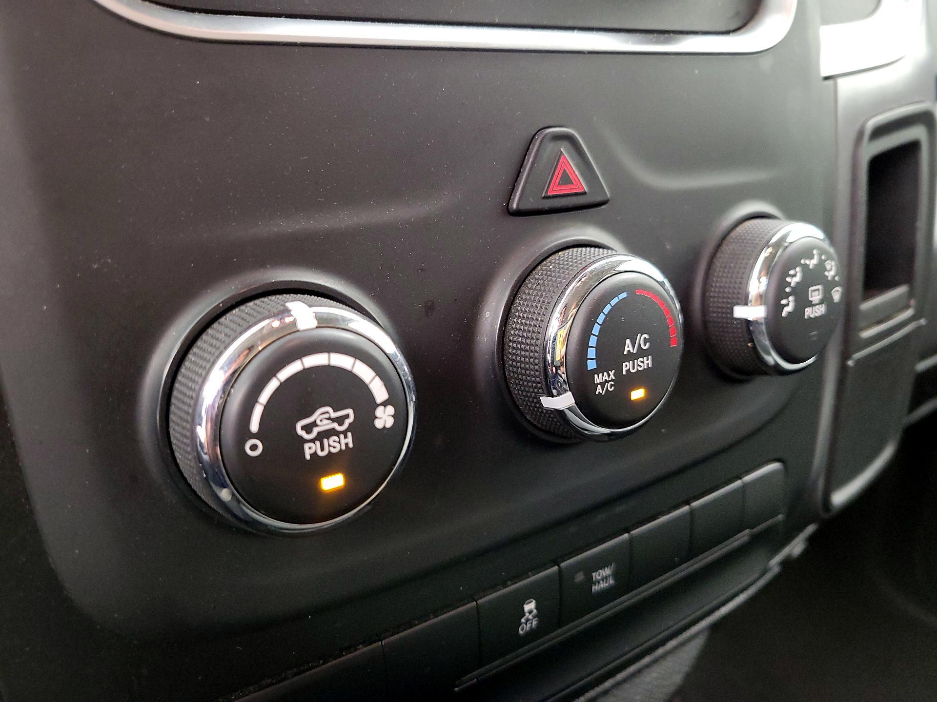 Thumbnail: 2024 RAM 1500 Classic - 16