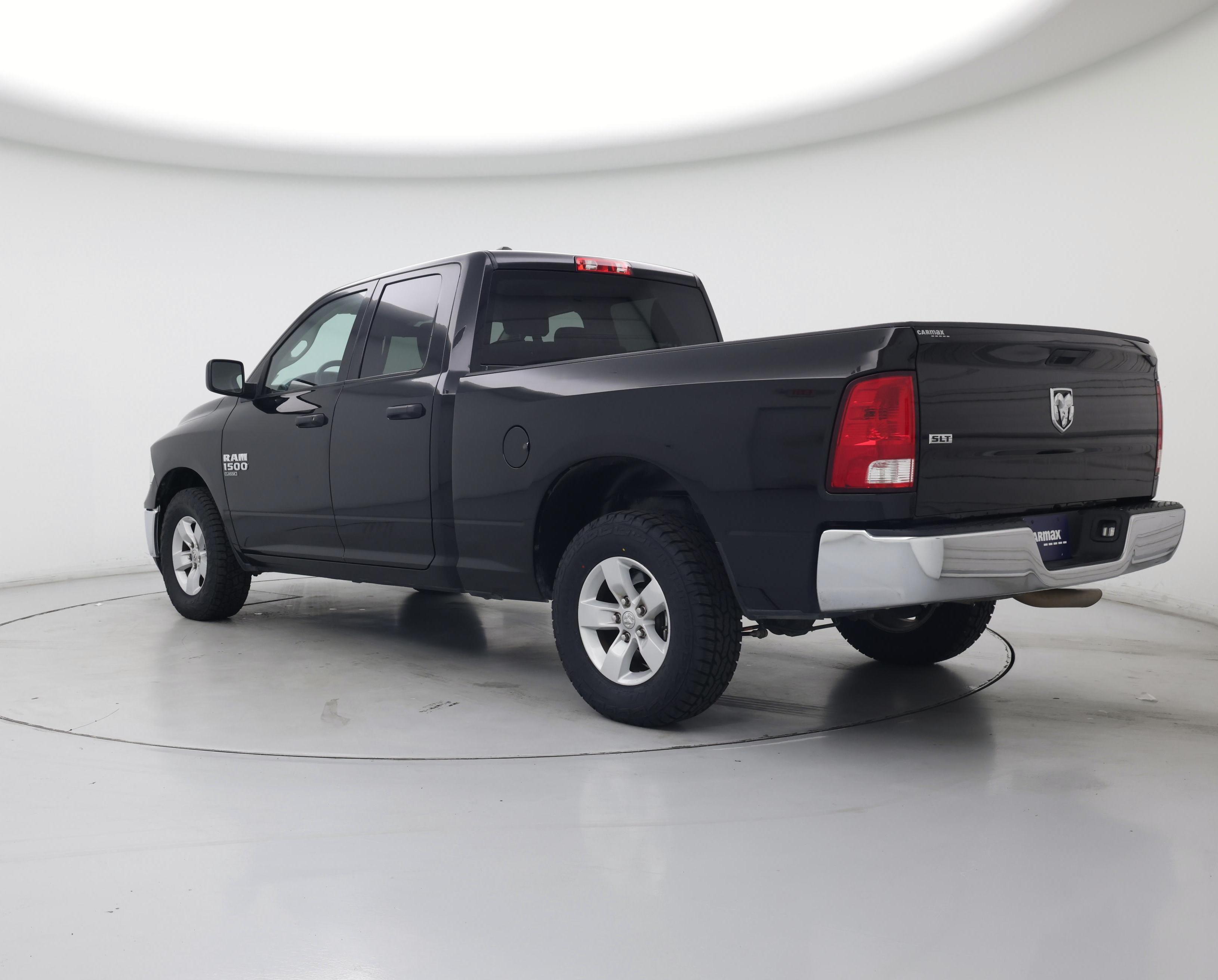 Thumbnail: 2024 RAM 1500 Classic - 2