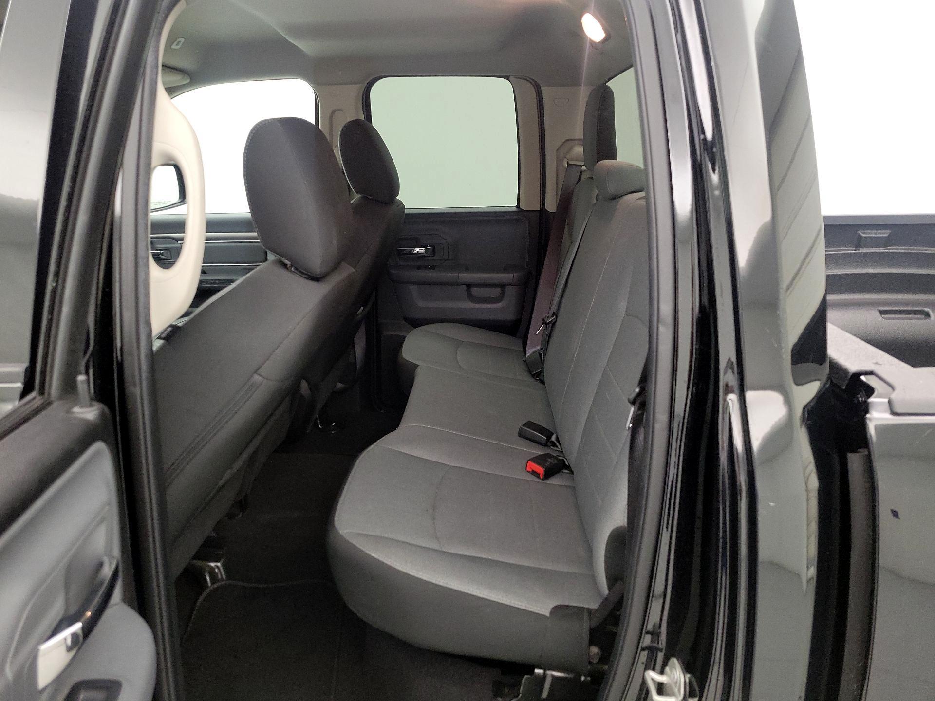 Thumbnail: 2024 RAM 1500 Classic - 19