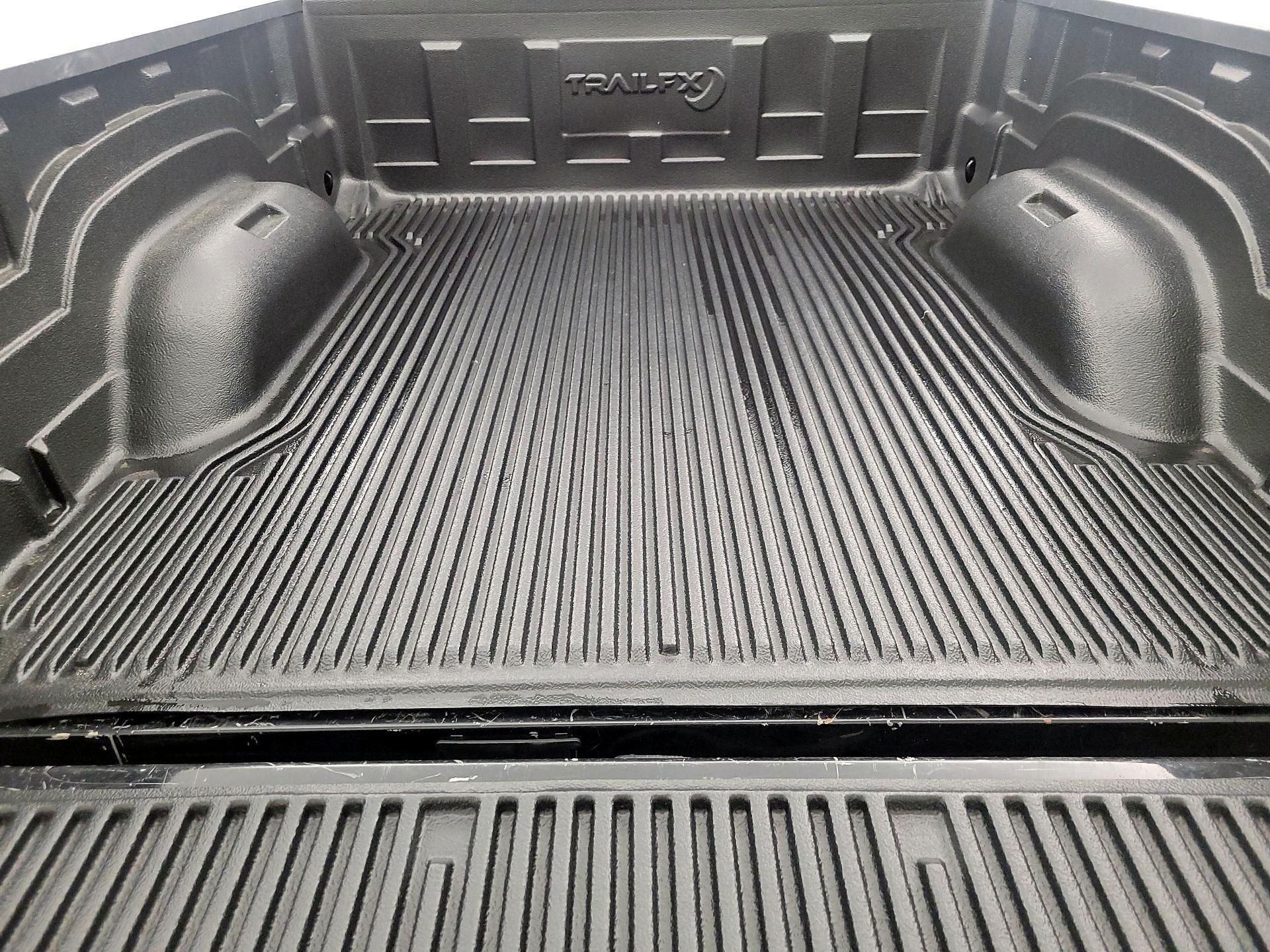 Thumbnail: 2024 RAM 1500 Classic - 20