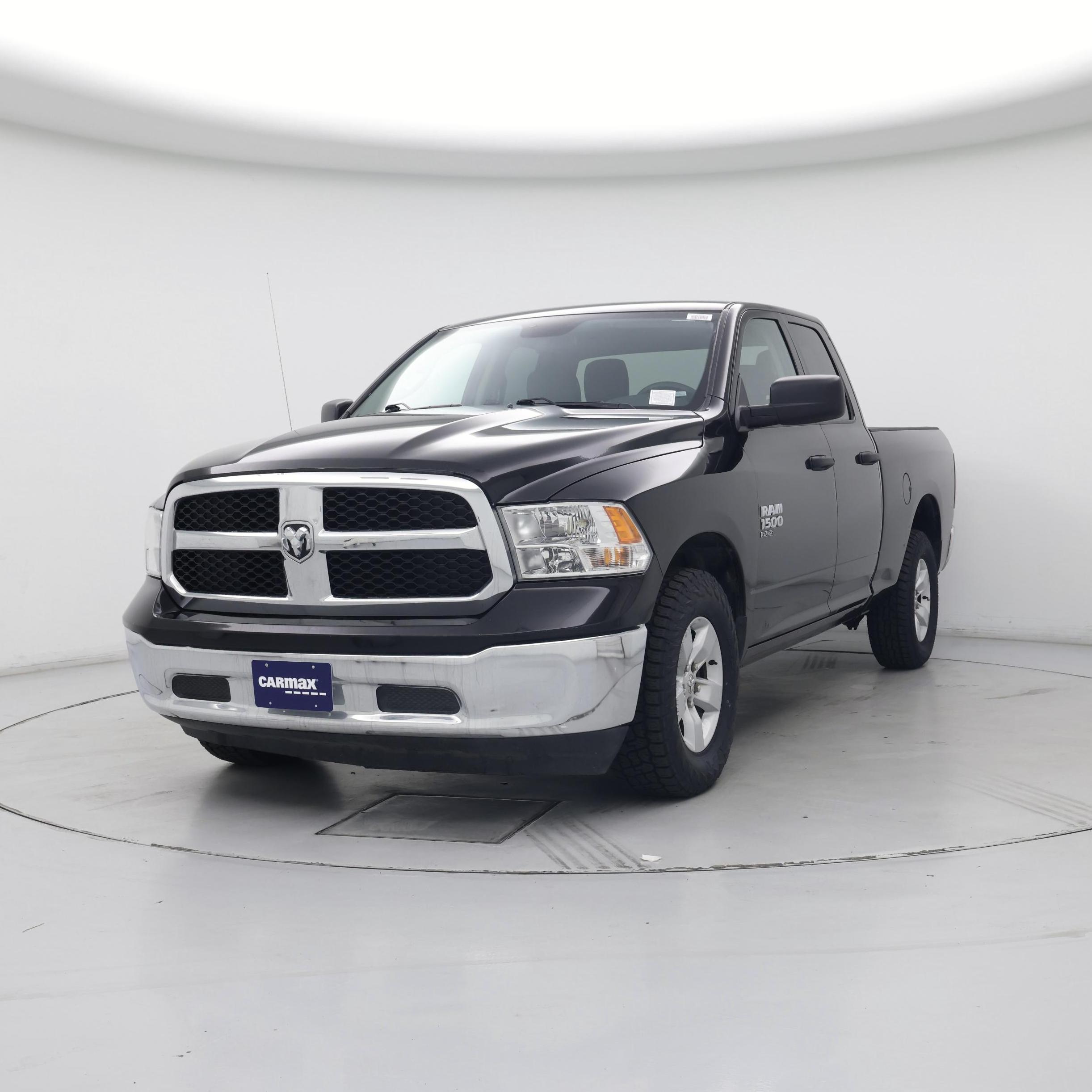 Thumbnail: 2024 RAM 1500 Classic - 4