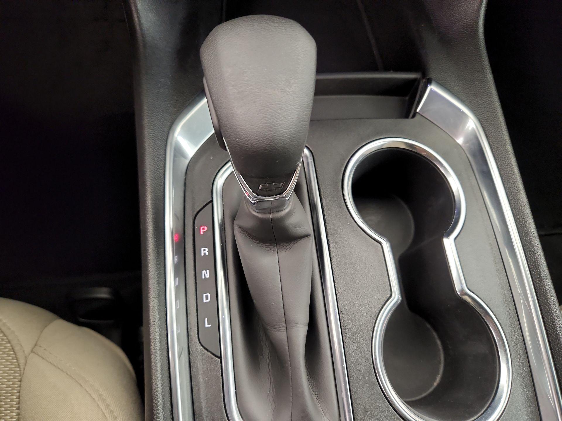 Thumbnail: 2023 Chevrolet Traverse - 17