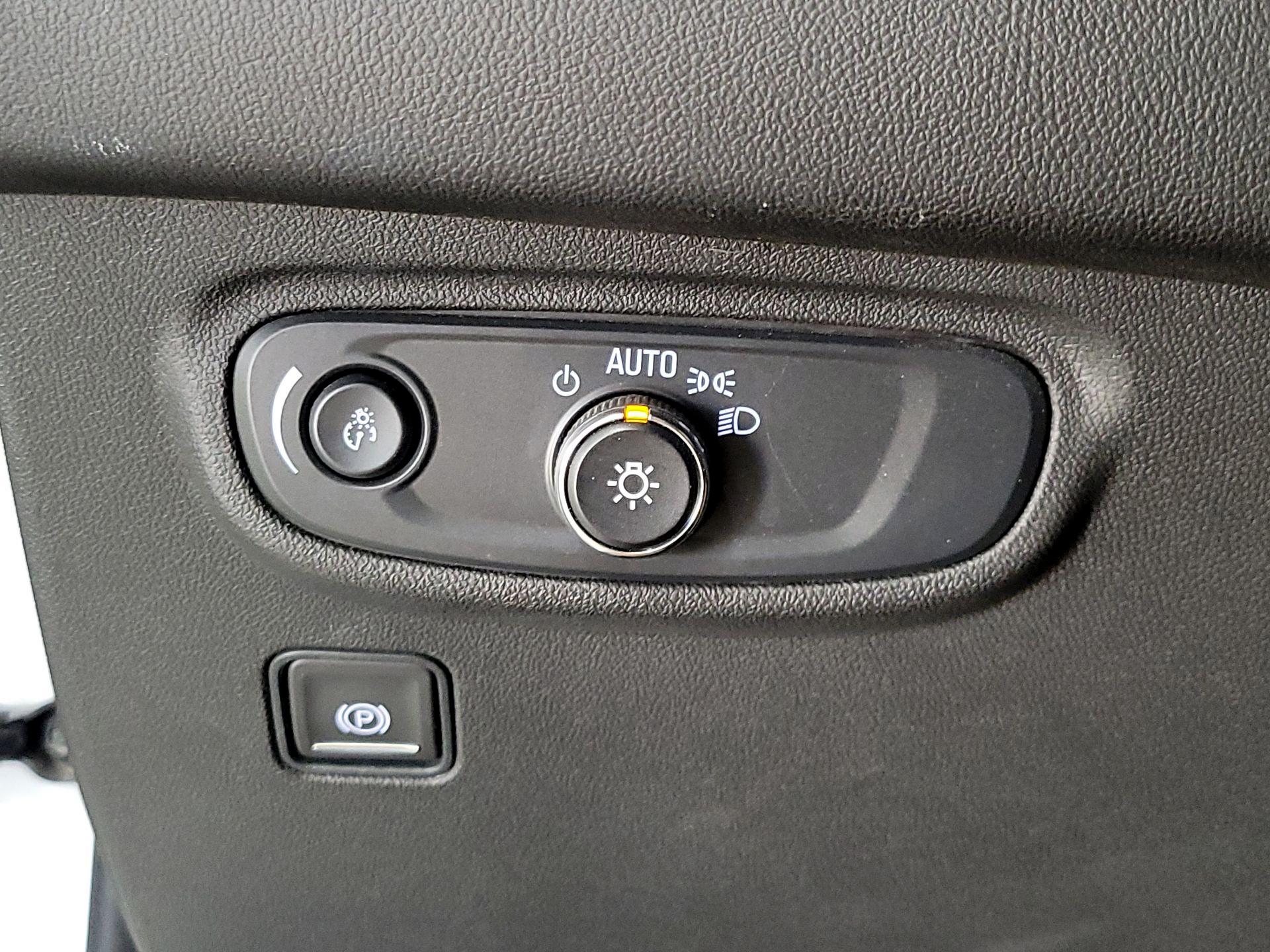 Thumbnail: 2024 GMC Terrain - 13