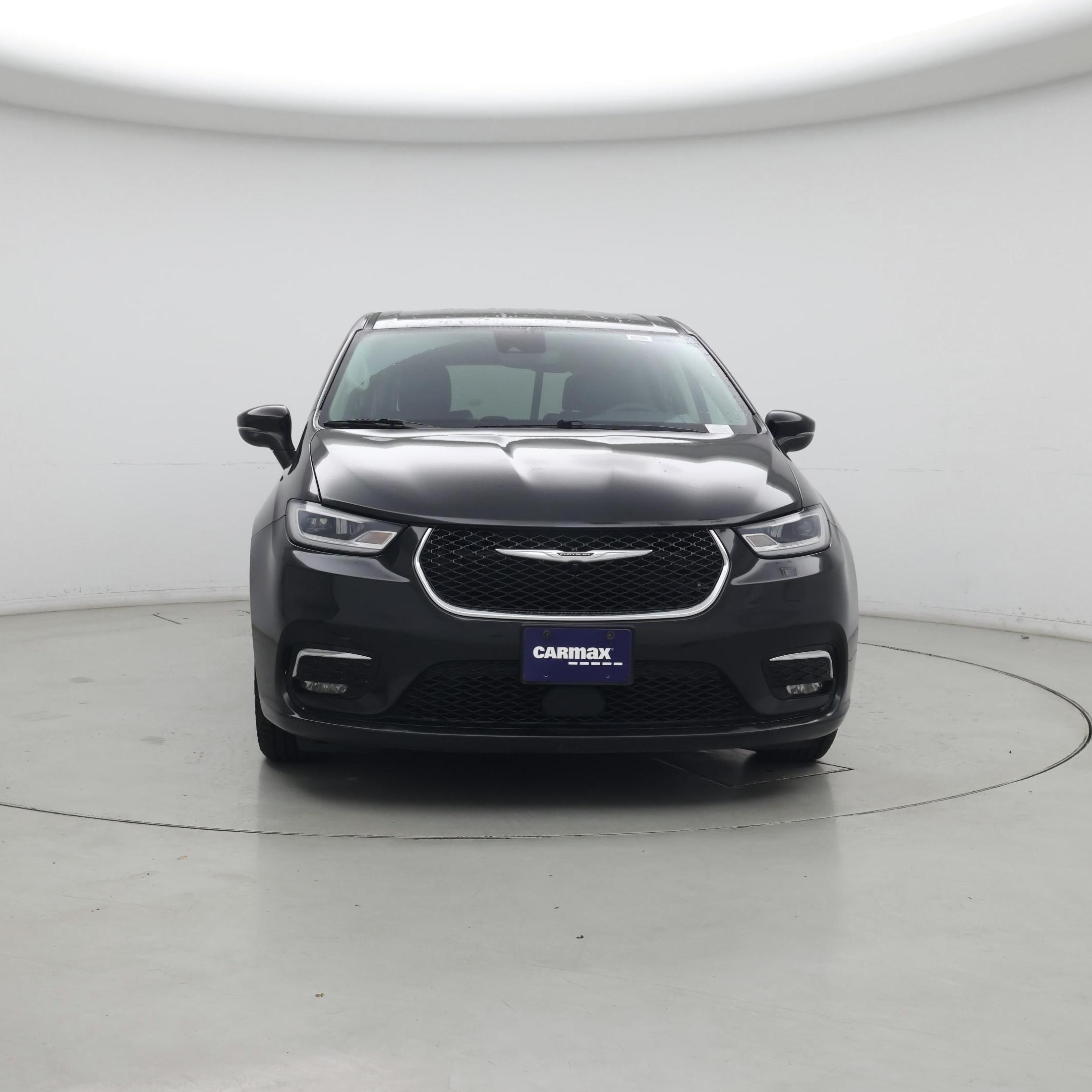 Thumbnail: 2023 Chrysler Pacifica - 5