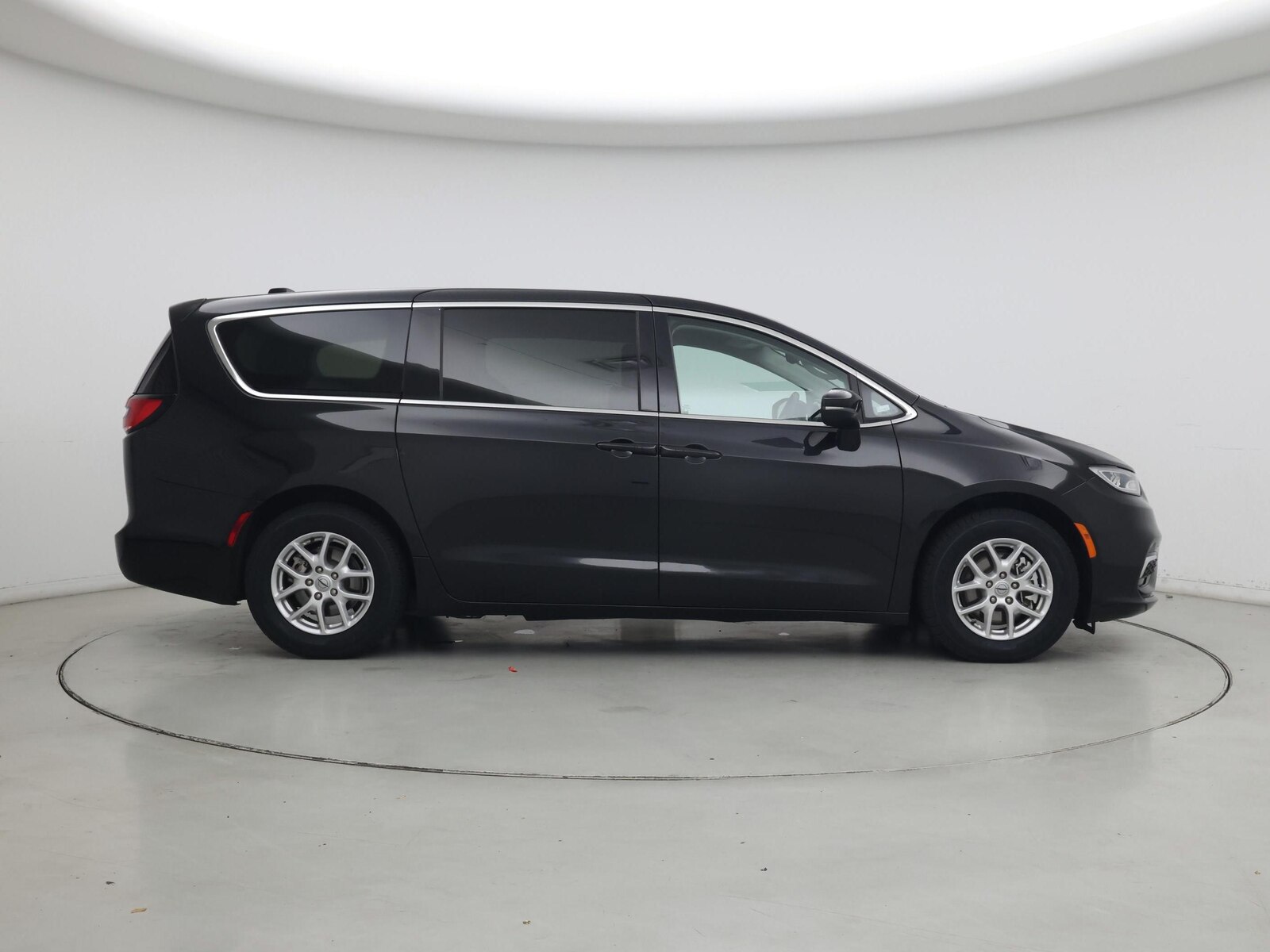 2023 Chrysler Pacifica Touring L - Photo 8