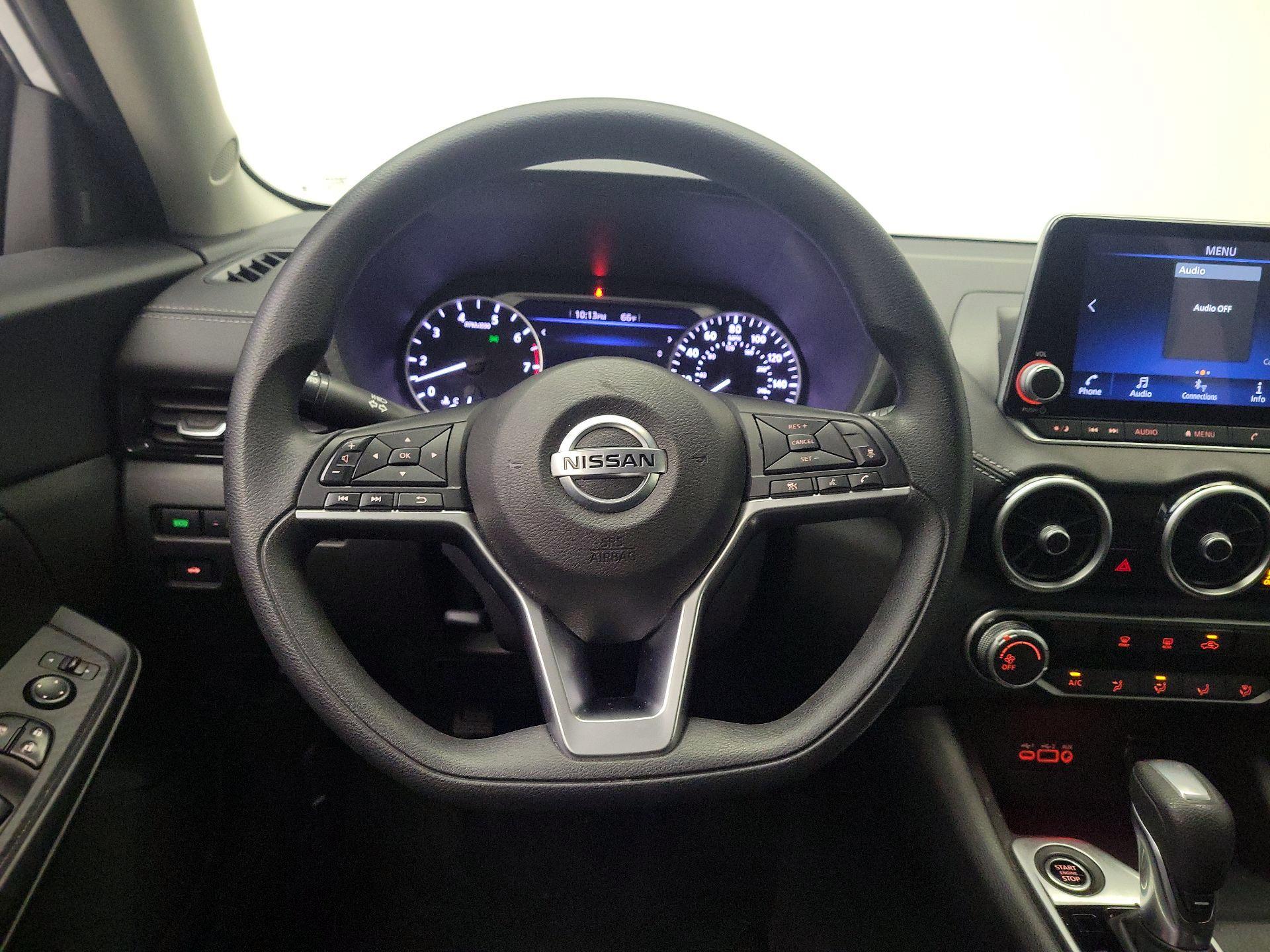 Thumbnail: 2023 Nissan Sentra - 10