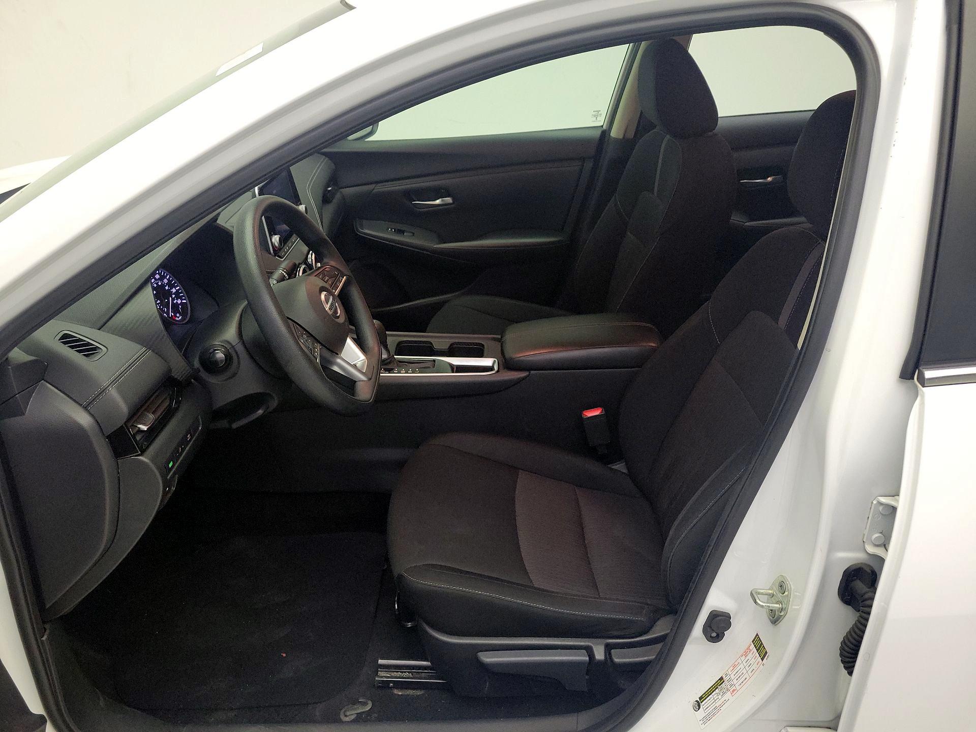 Thumbnail: 2023 Nissan Sentra - 11