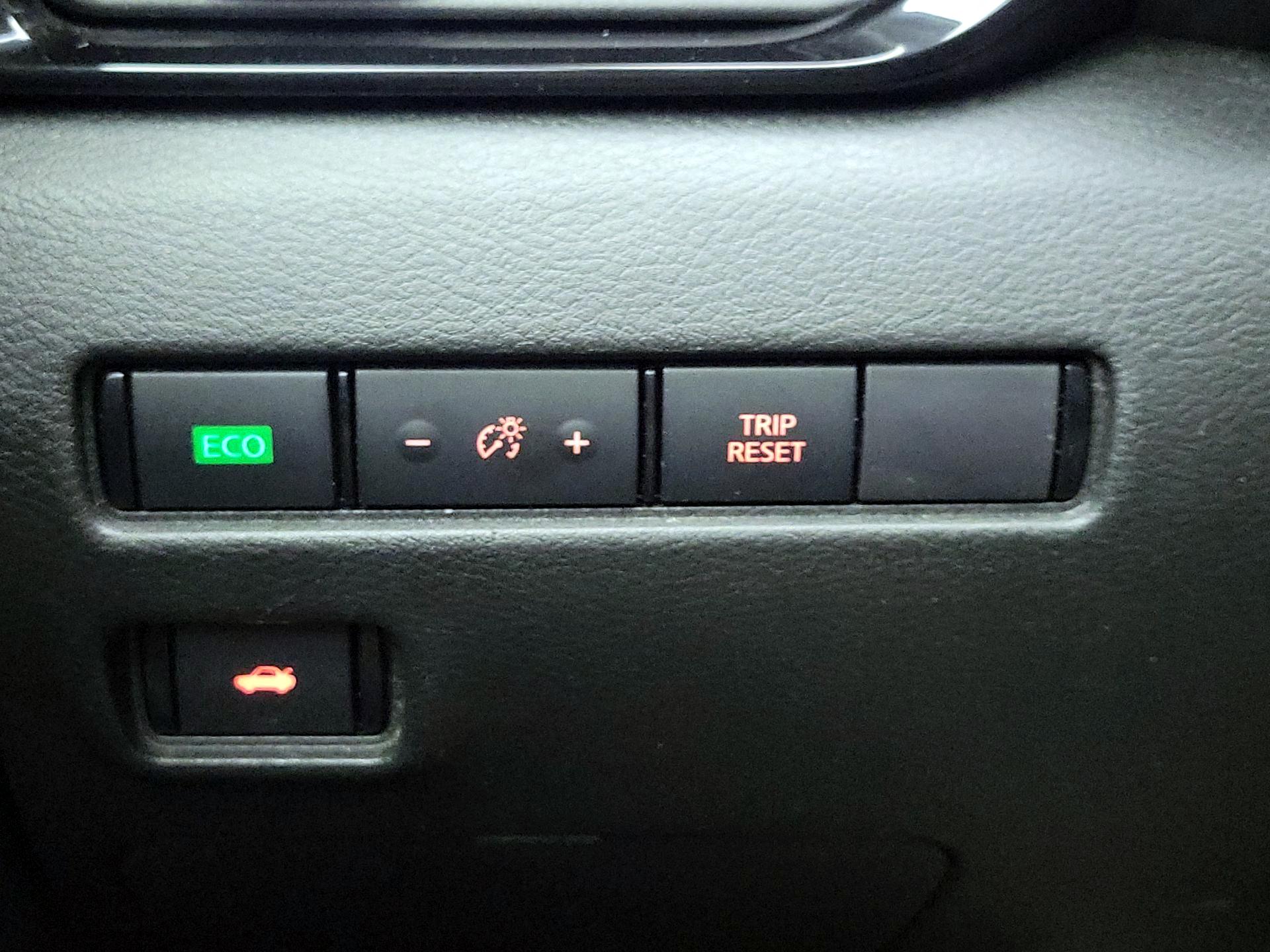 Thumbnail: 2023 Nissan Sentra - 13