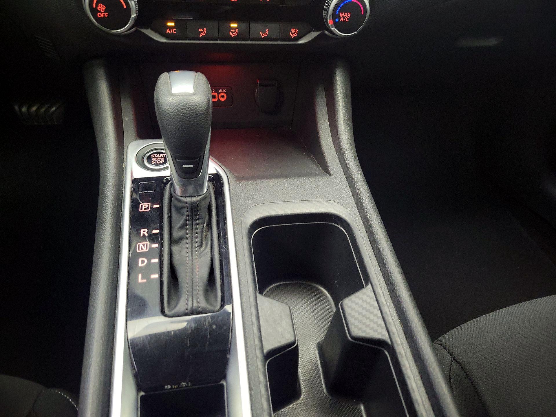 Thumbnail: 2023 Nissan Sentra - 17