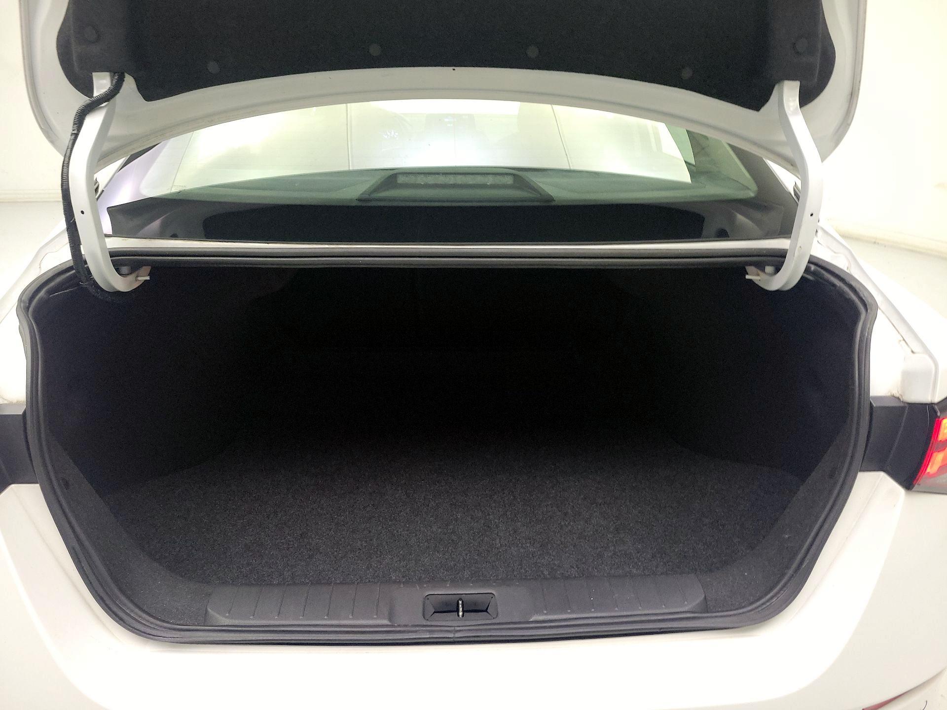 Thumbnail: 2023 Nissan Sentra - 20