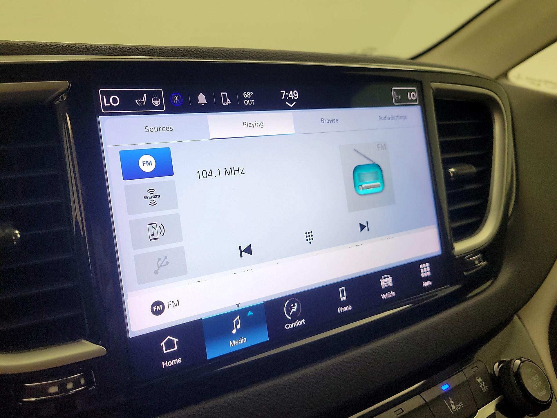 Thumbnail: 2023 Chrysler Pacifica - 15