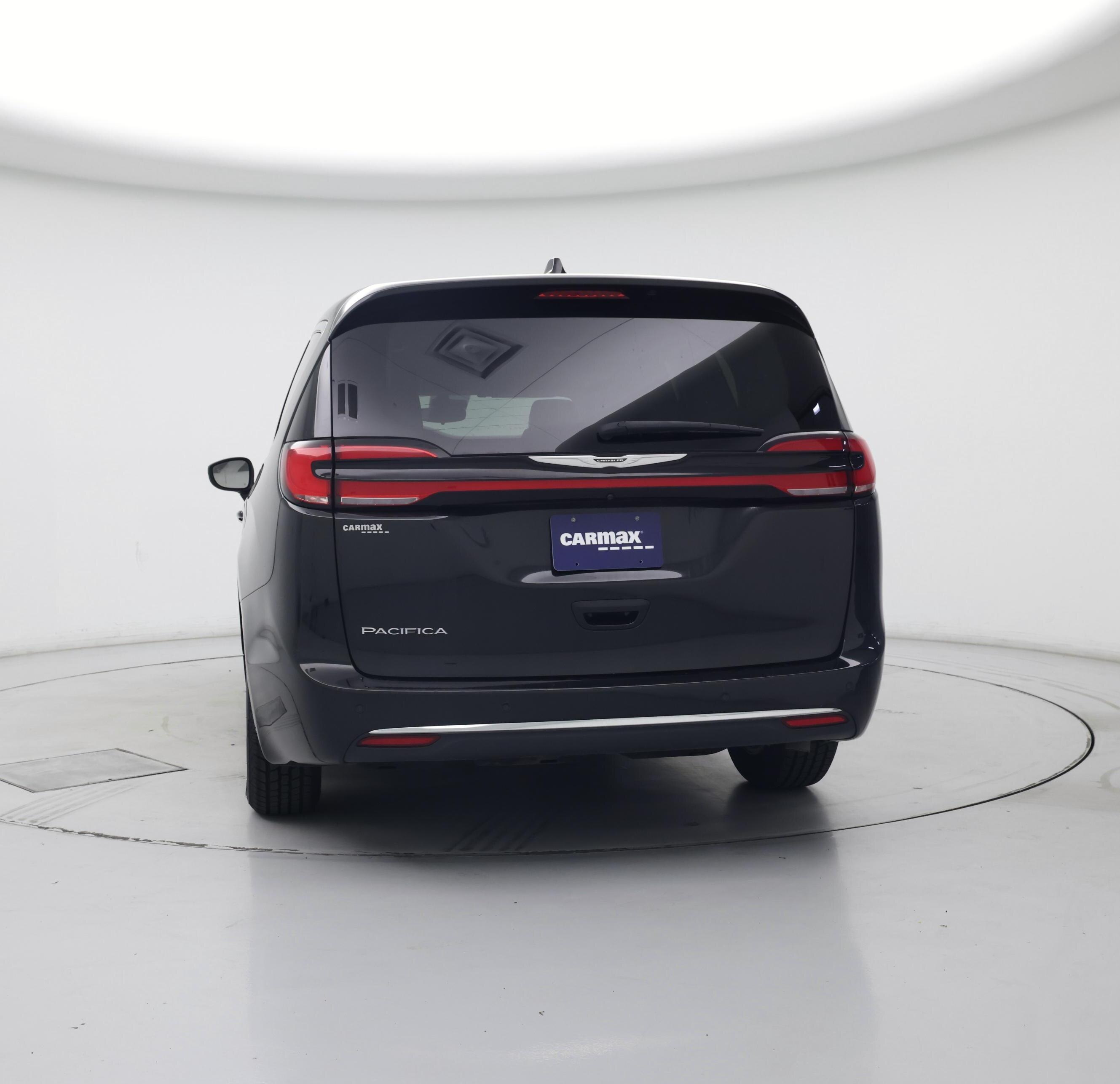 Thumbnail: 2023 Chrysler Pacifica - 6