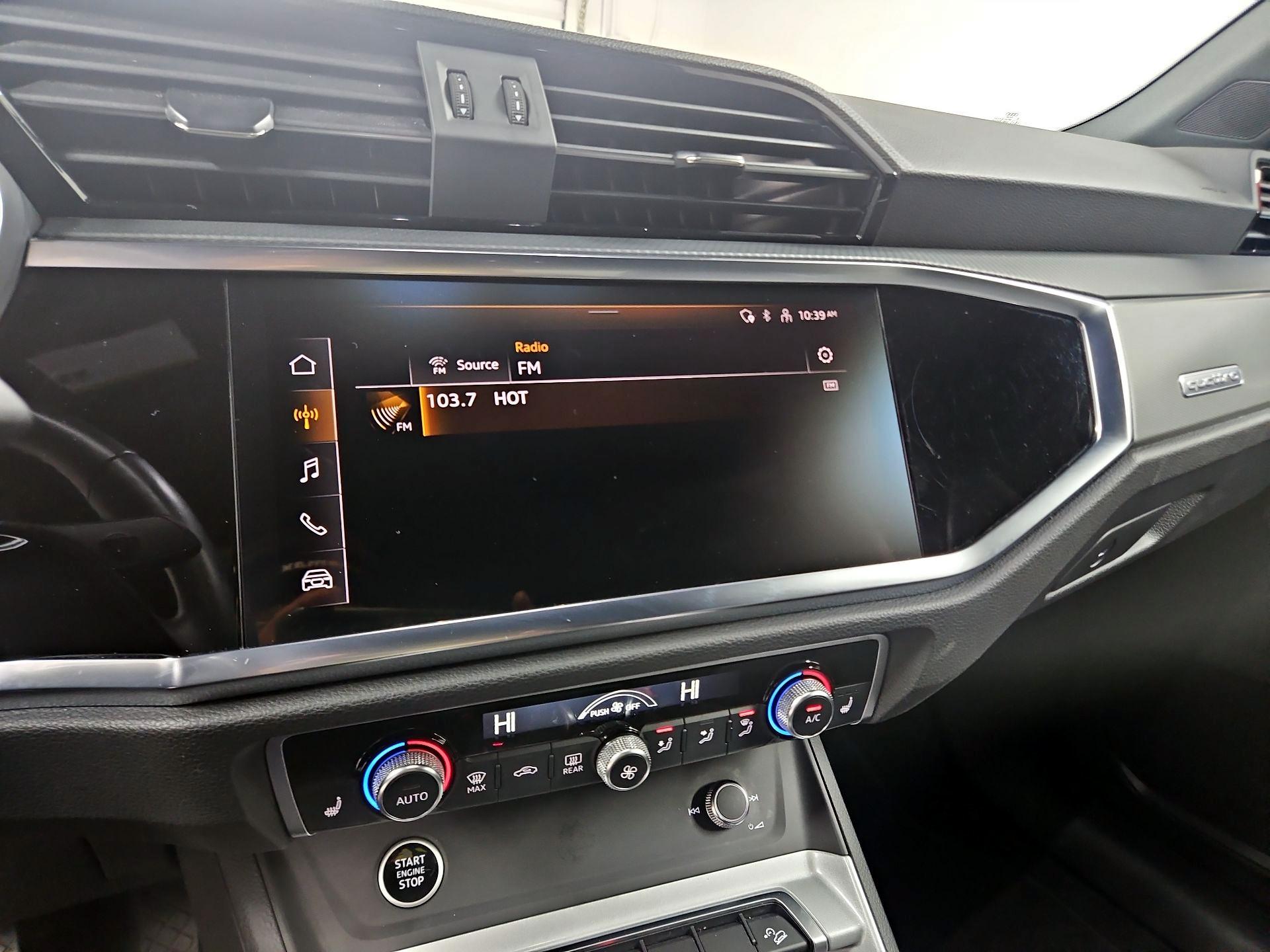 Thumbnail: 2024 Audi Q3 - 15