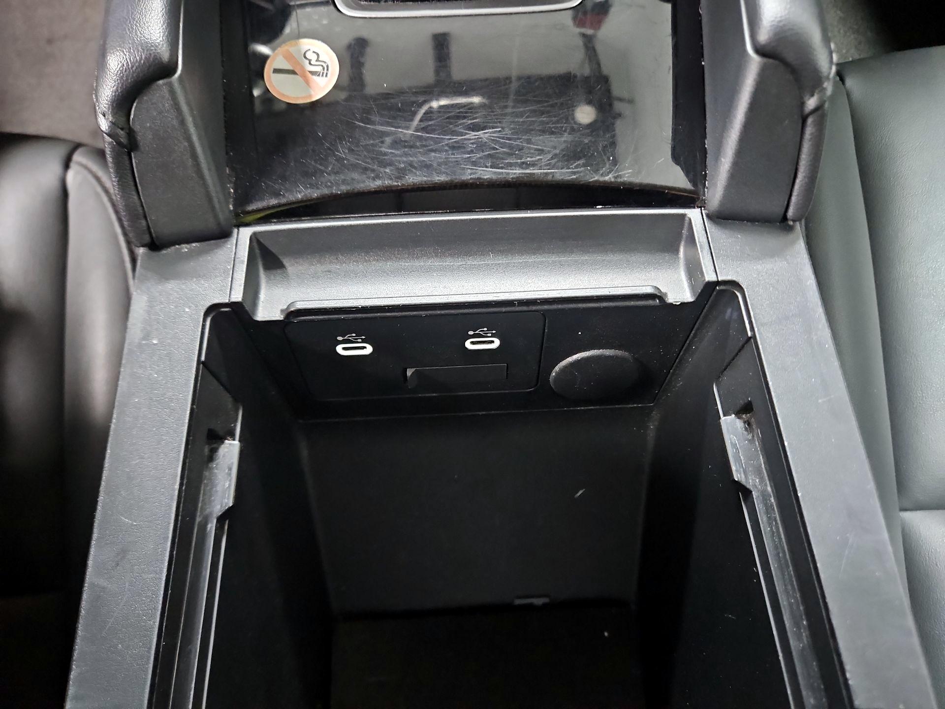 Thumbnail: 2024 Mazda Mazda3 - 18