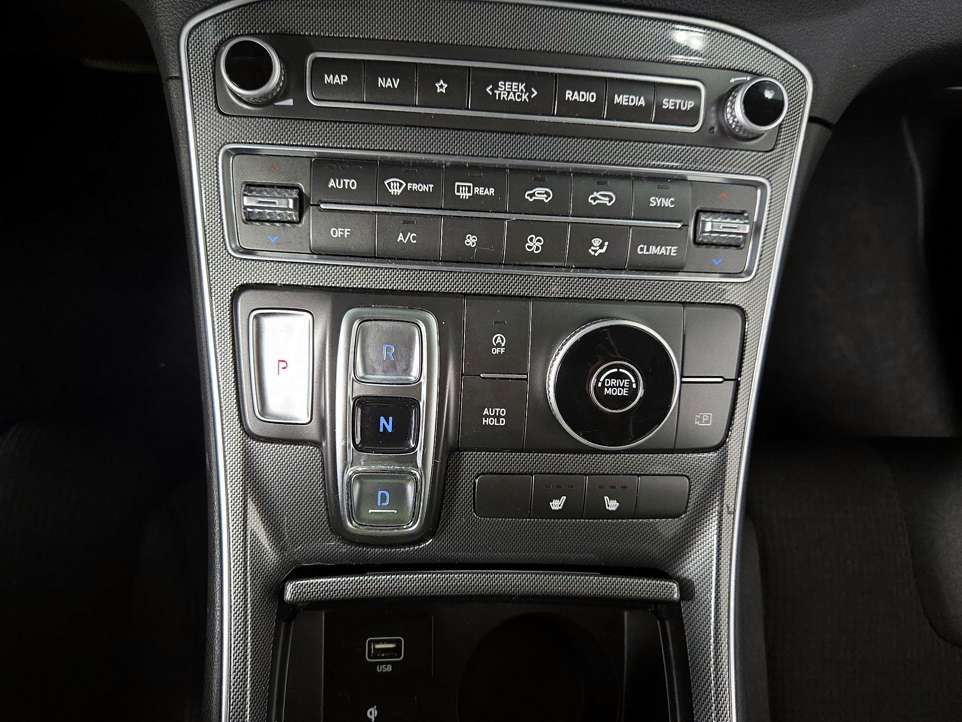 Thumbnail: 2023 Hyundai Santa Fe - 18