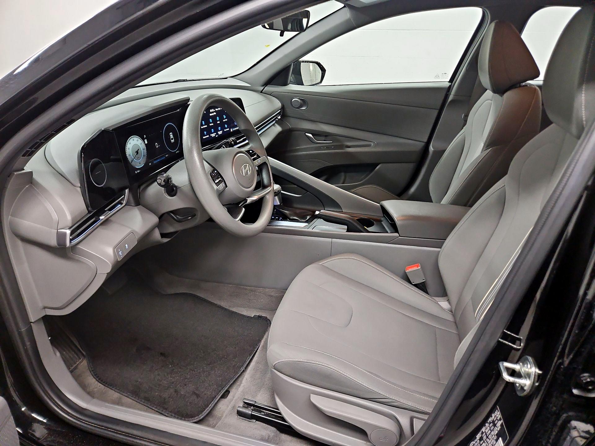 Thumbnail: 2024 Hyundai Elantra - 11