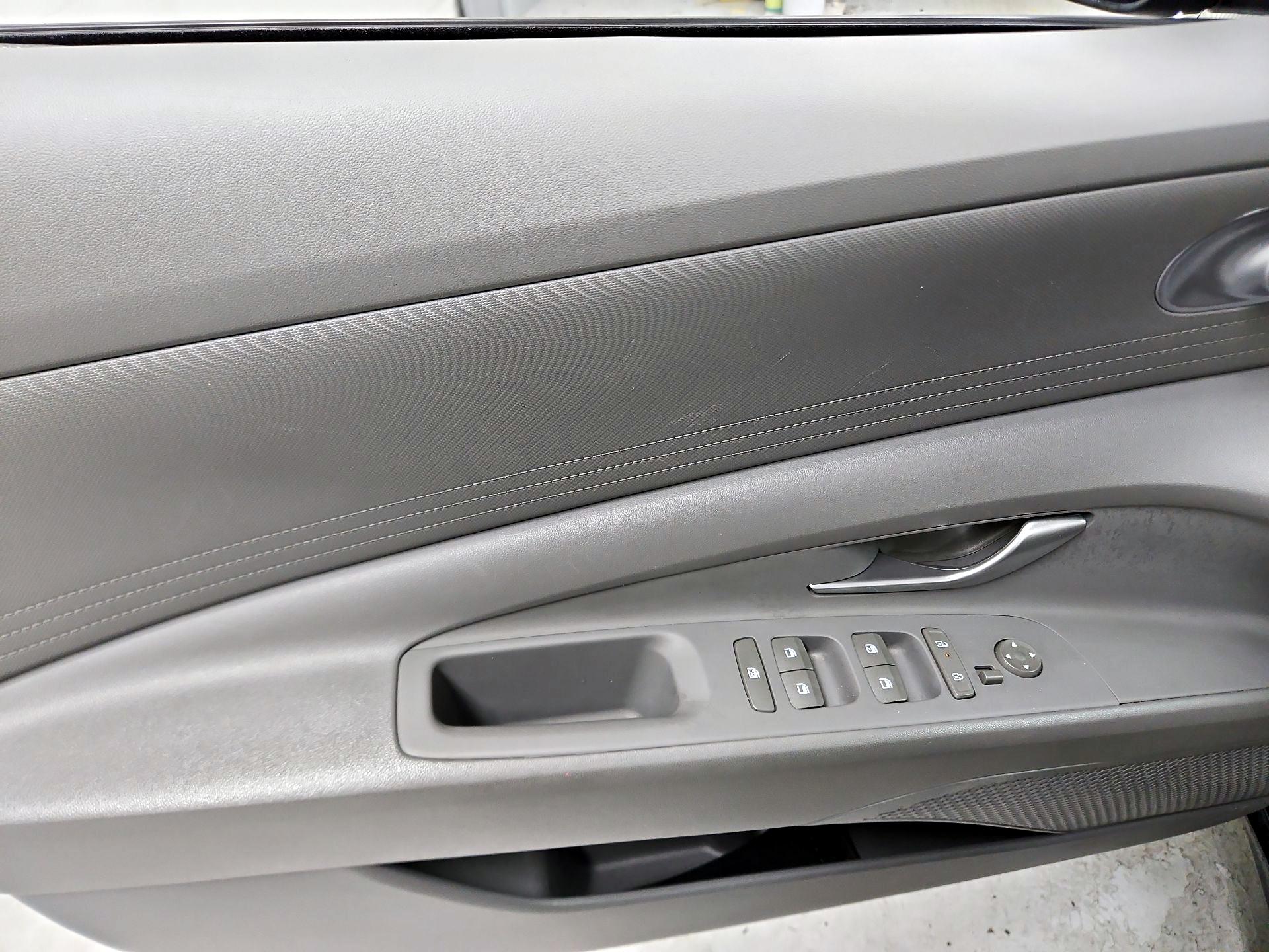 Thumbnail: 2024 Hyundai Elantra - 12