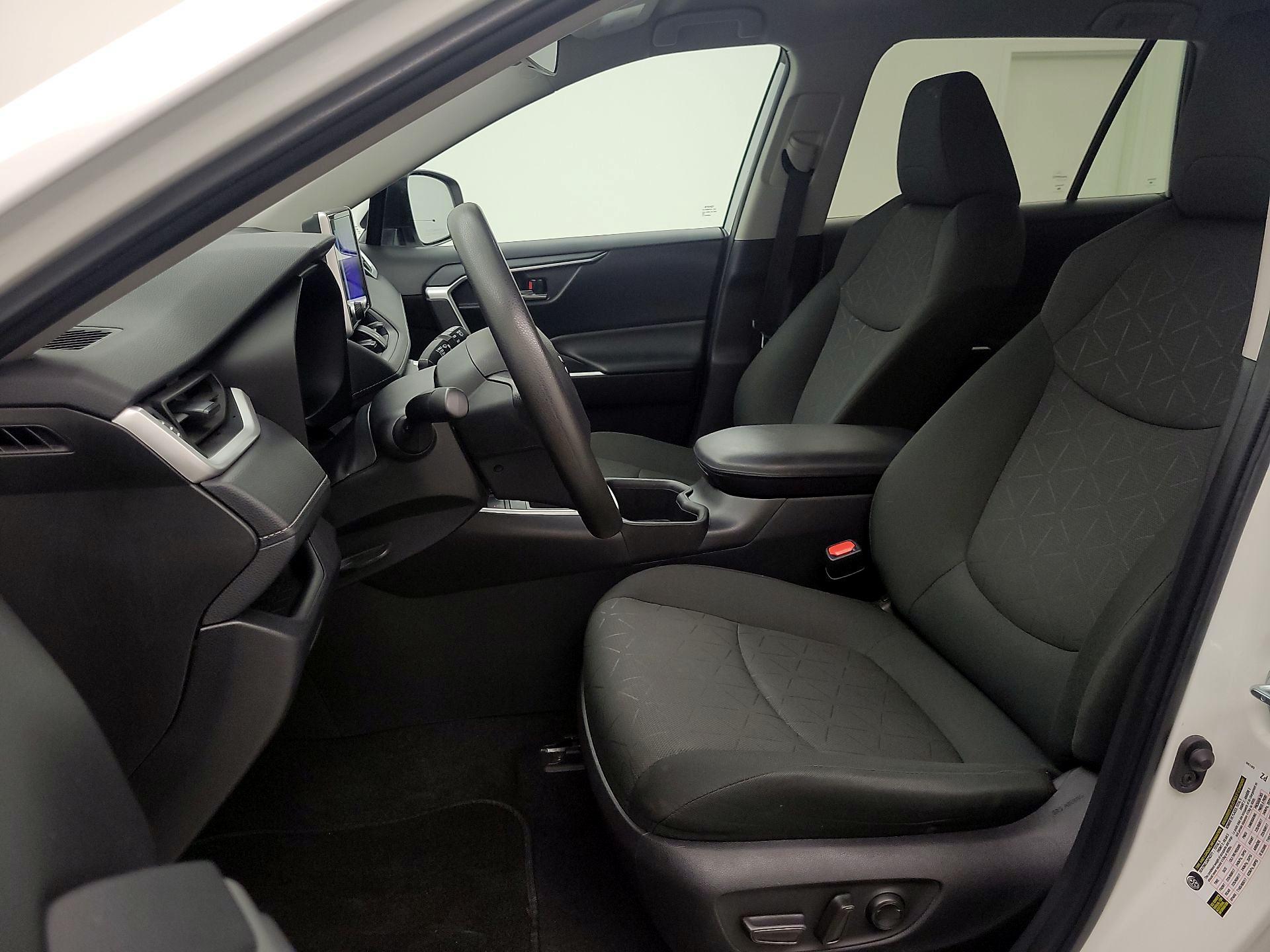 Thumbnail: 2024 Toyota RAV4 - 11