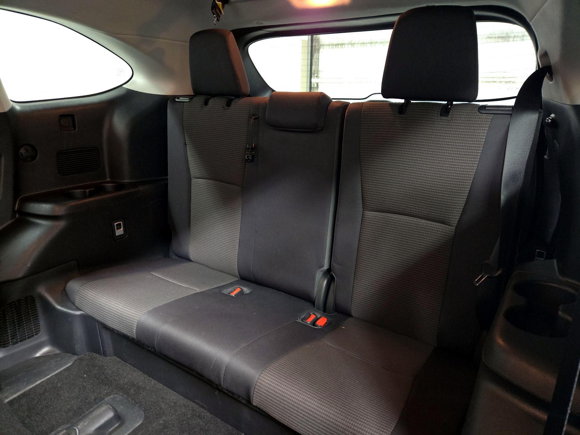 Thumbnail: 2023 Toyota Highlander - 20