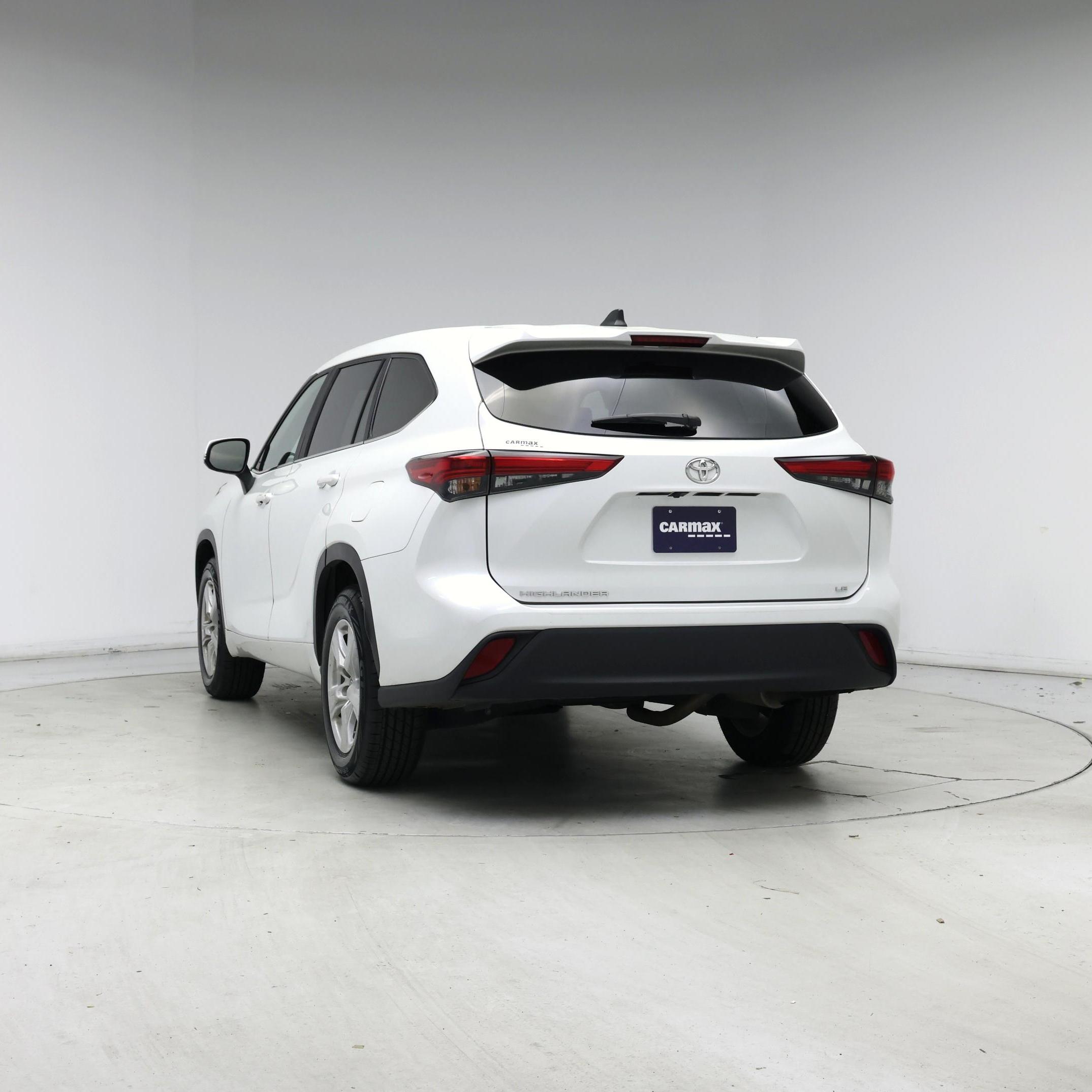 Thumbnail: 2023 Toyota Highlander - 6