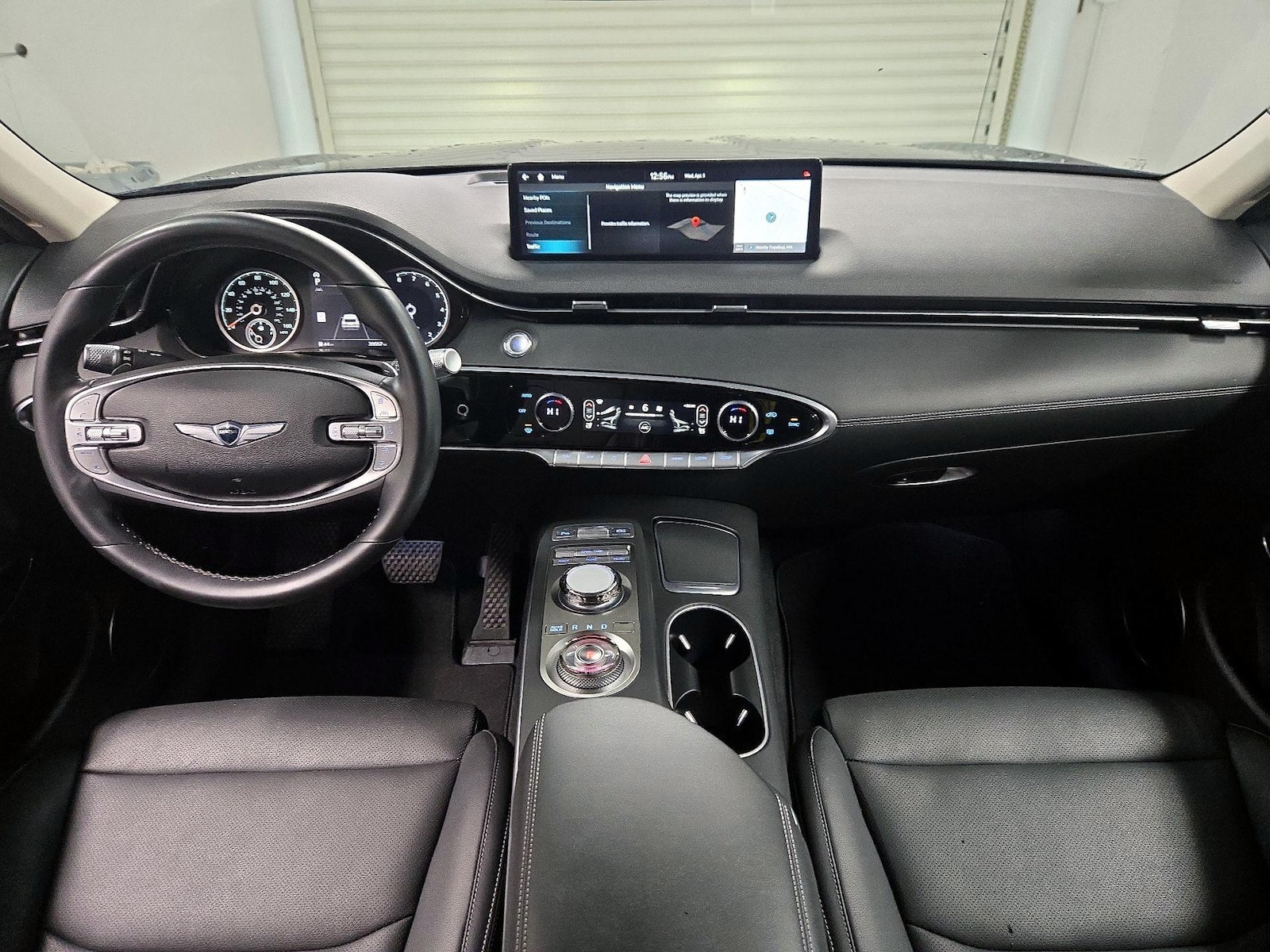 2025 GENESIS GV70 Standard - Photo 10