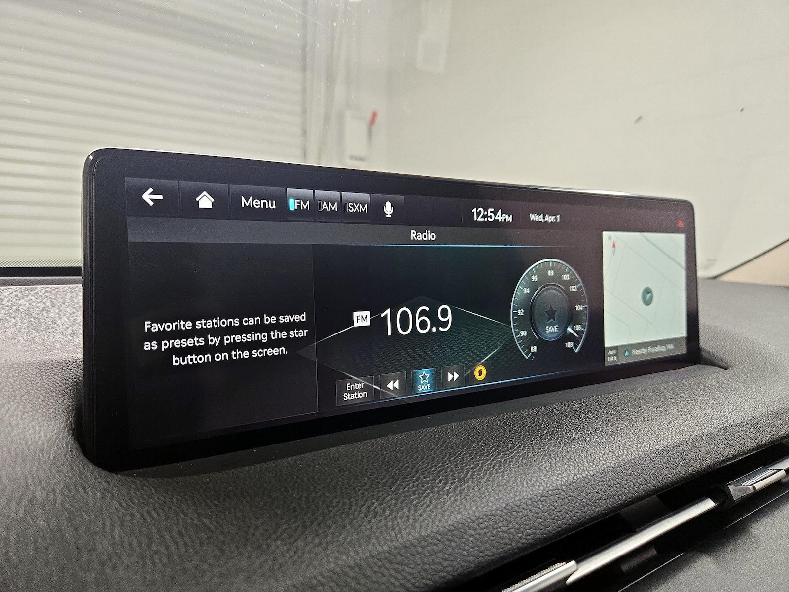 2025 GENESIS GV70 Standard - Photo 17