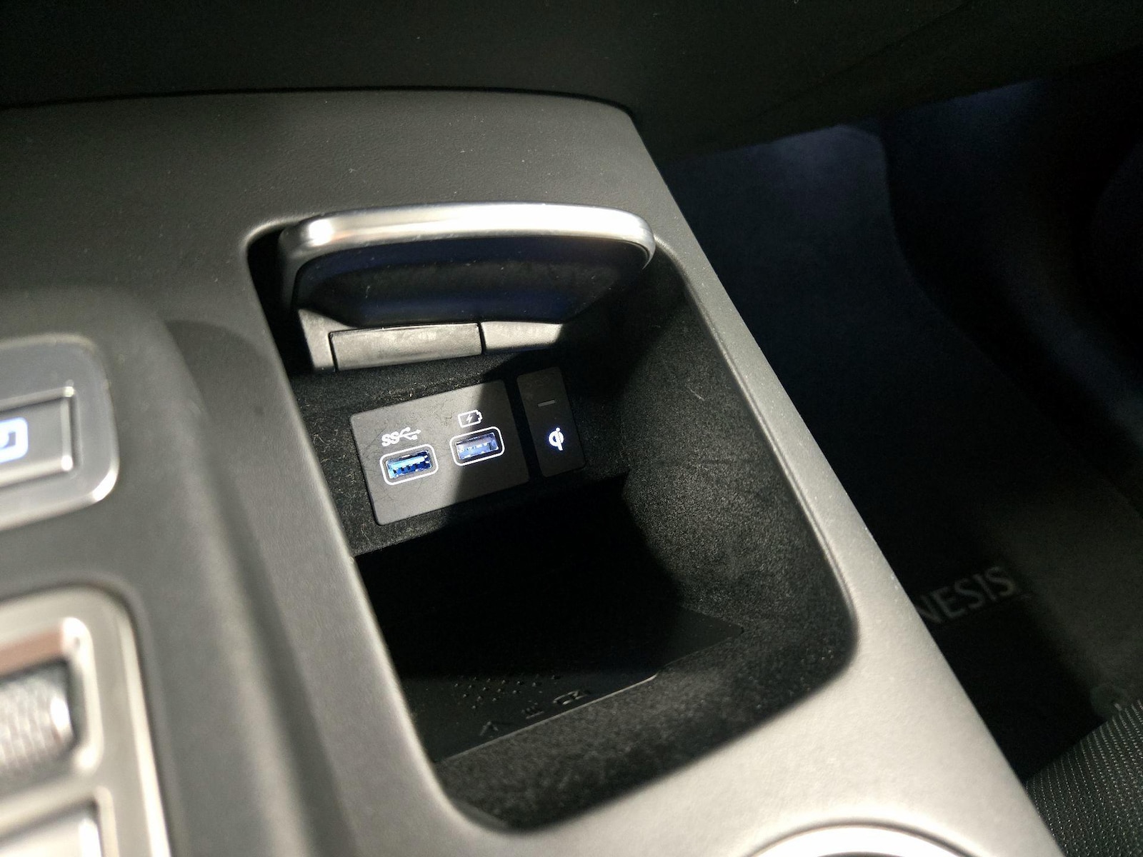 2025 GENESIS GV70 Standard - Photo 20