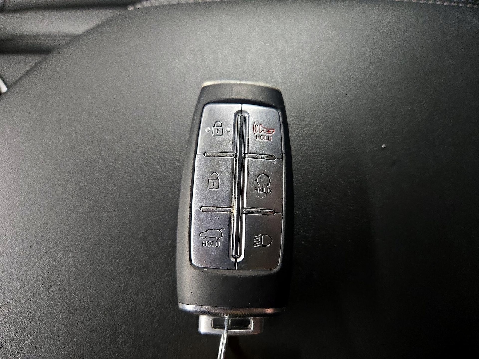 2025 GENESIS GV70 Standard - Photo 24